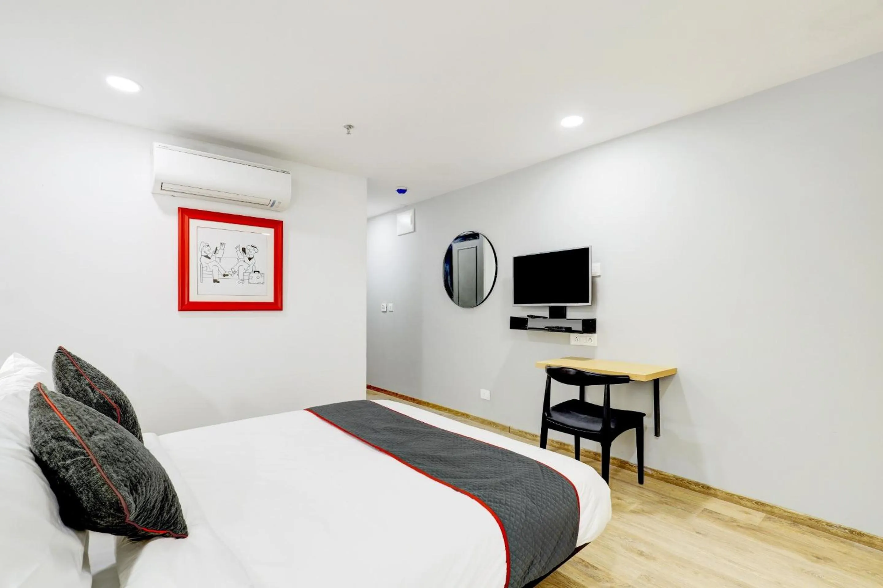 Classic Triple Room - single occupancy in Super Townhouse Rajyash Rise