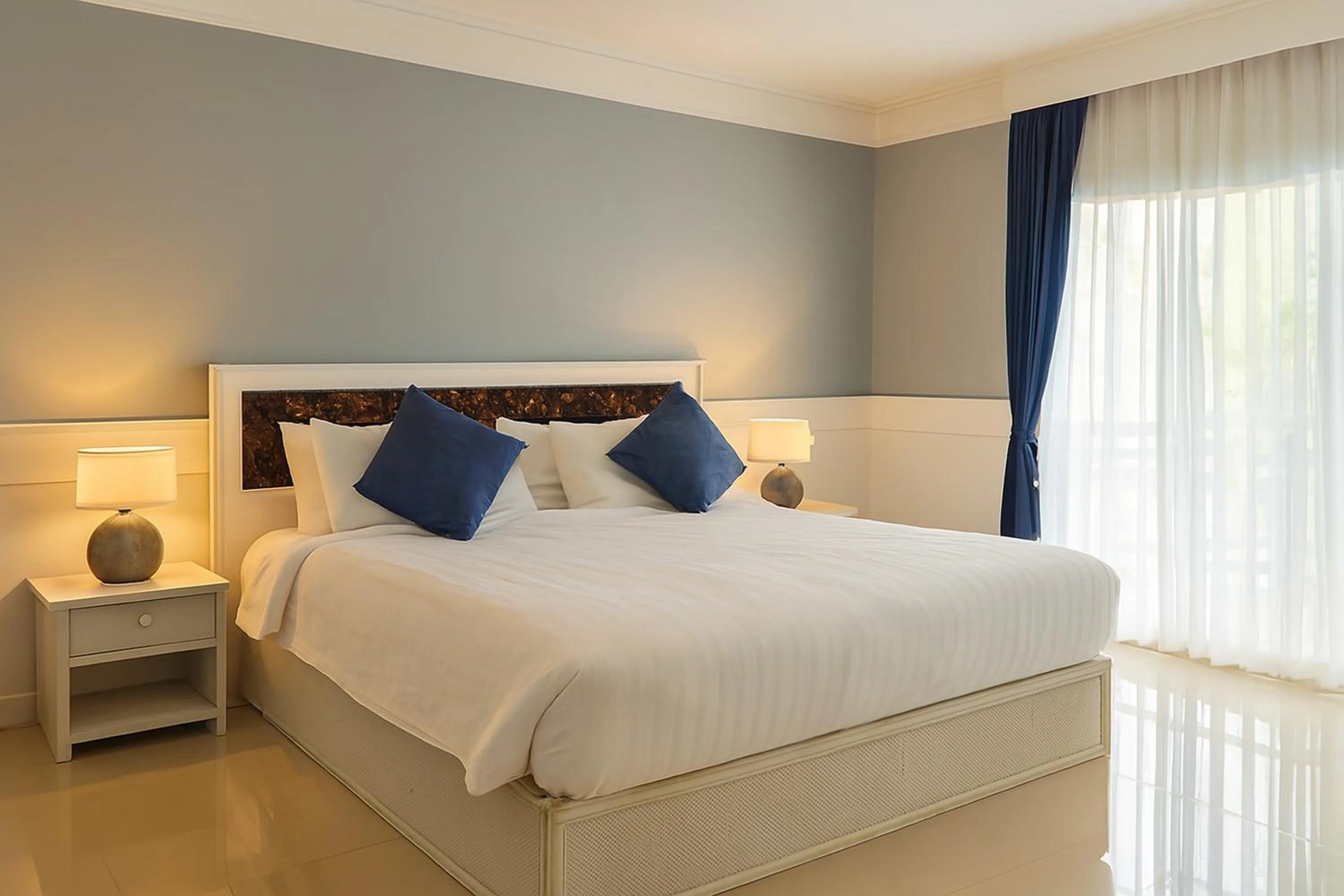 Superior King Room in River Breeze Chiangsaen