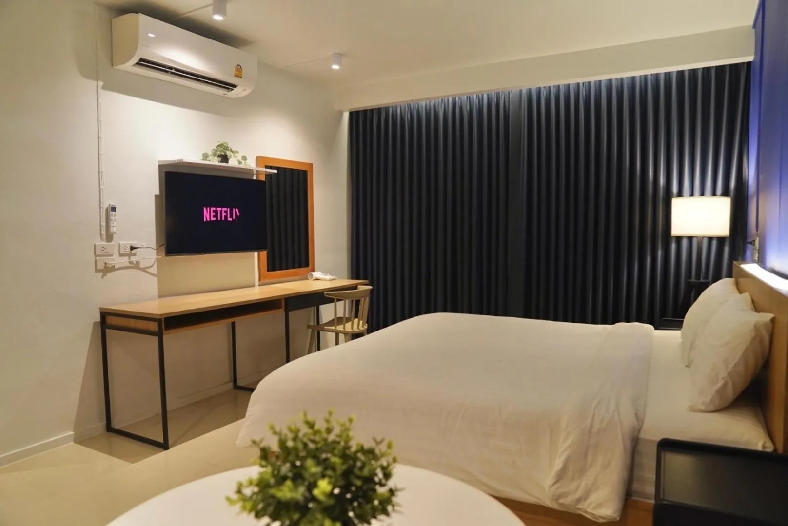 Suite with River View in The View Residence