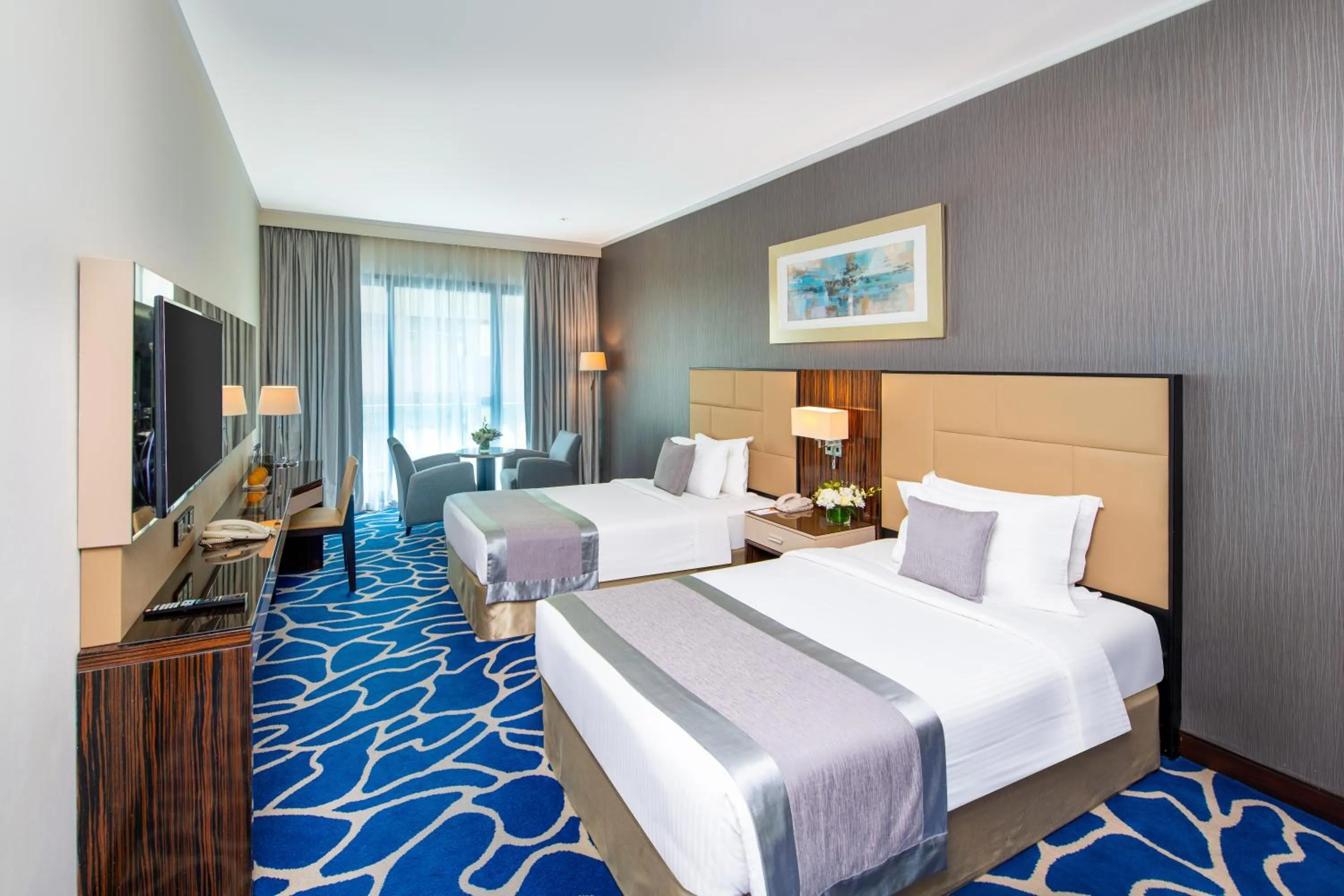 2 Twin Beds, Deluxe Room, City View in Hawthorn Suites by Wyndham Abu Dhabi City Center