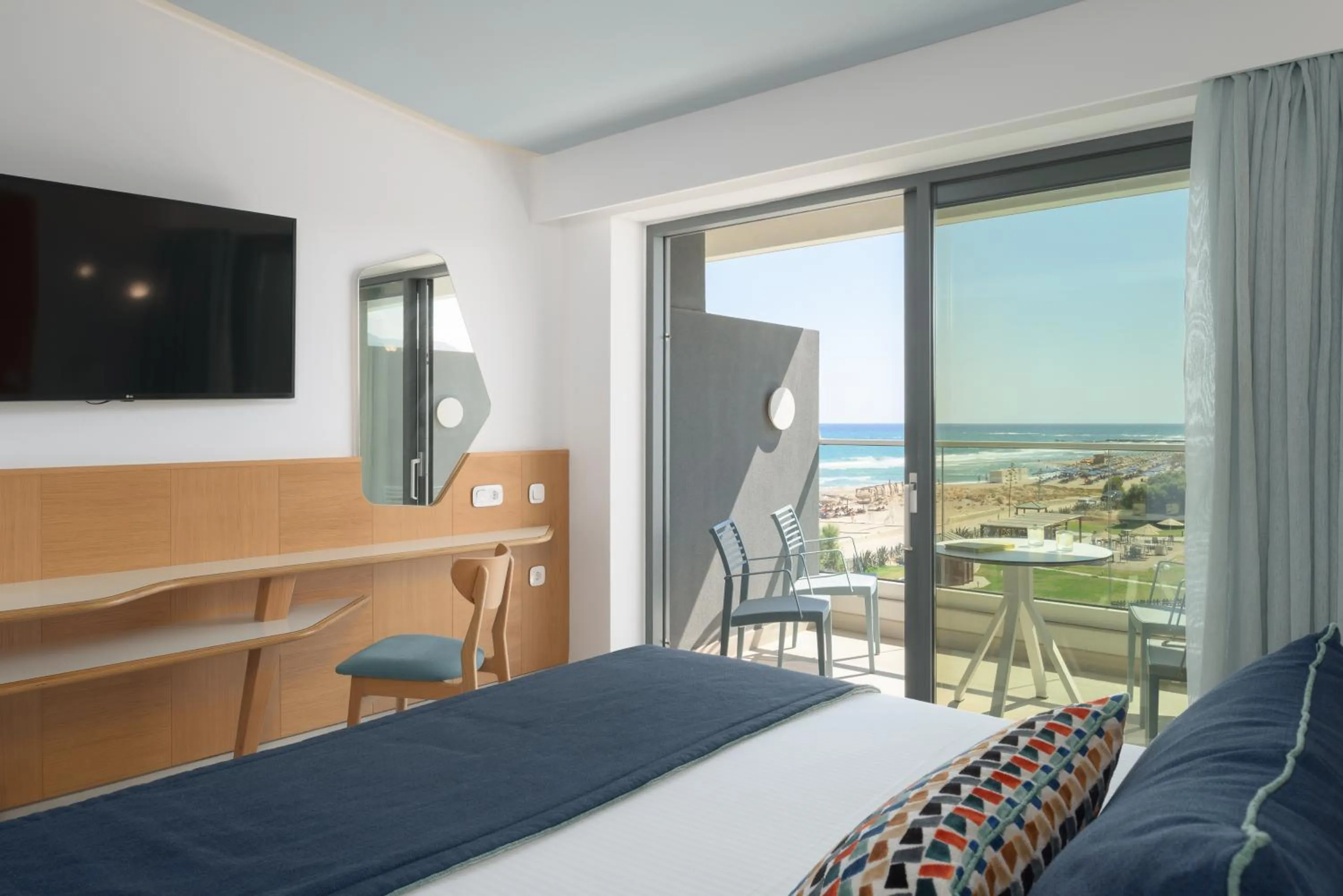 Superior Exclusive Pool or Sea View in Lyttos Mare