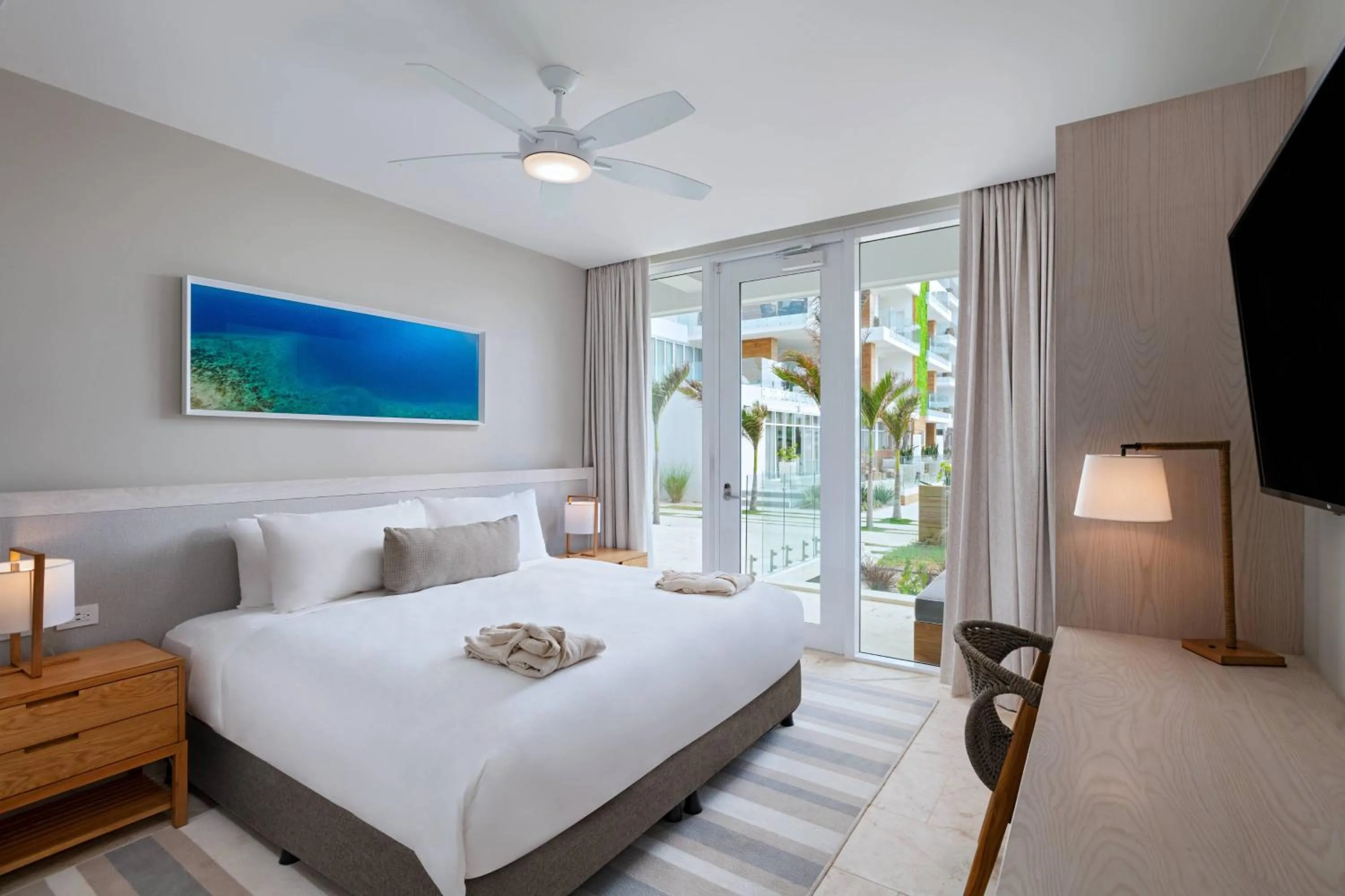 Resort View Vista Studio, 1 King  in Alaia Belize, Autograph Collection