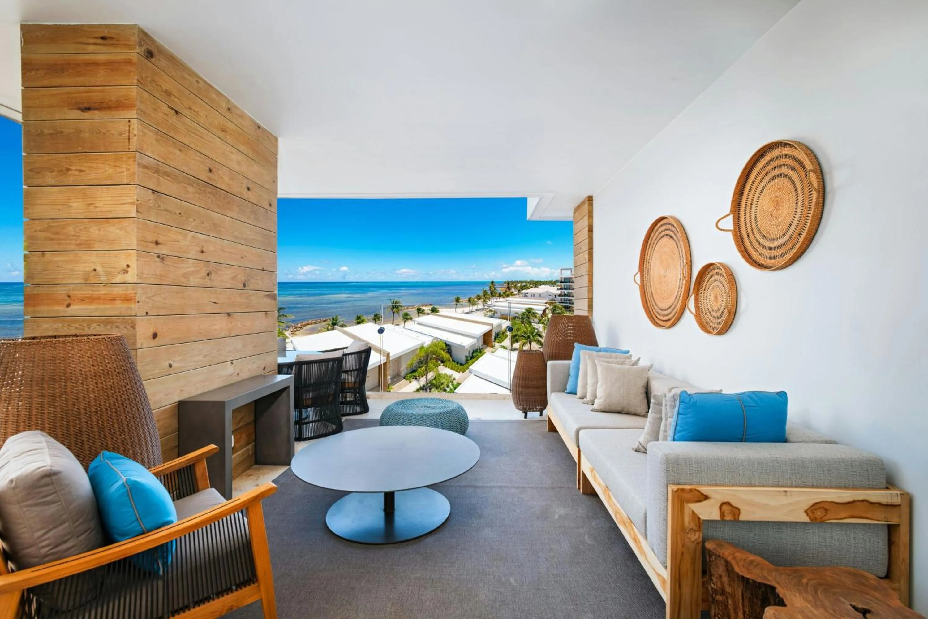 Oceanview Vista 1 Bedroom Suite, 1 King, Balcony in Alaia Belize, Autograph Collection