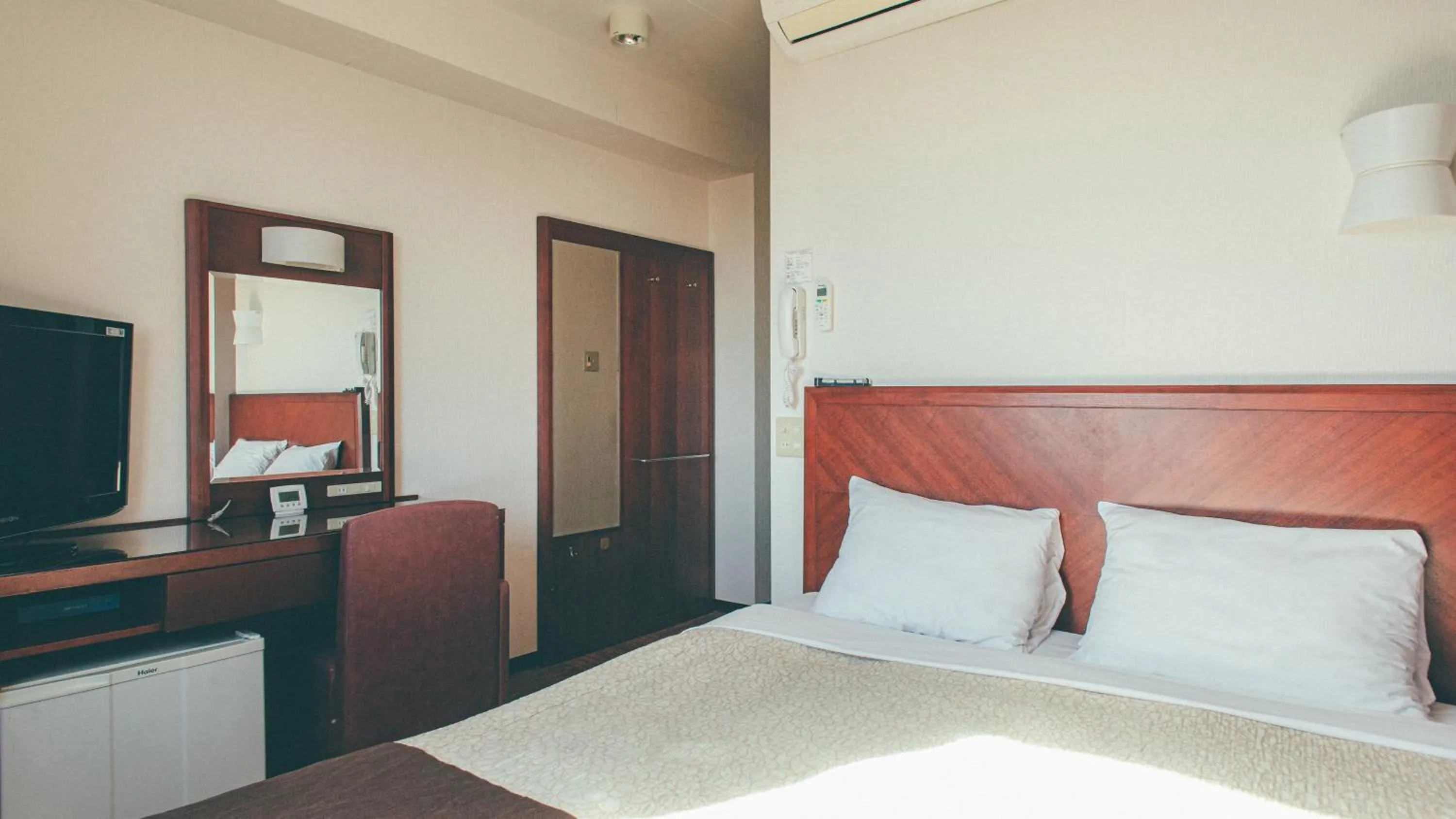 Double Room - single occupancy - Non-Smoking  in Kuretake-Inn Fujisan