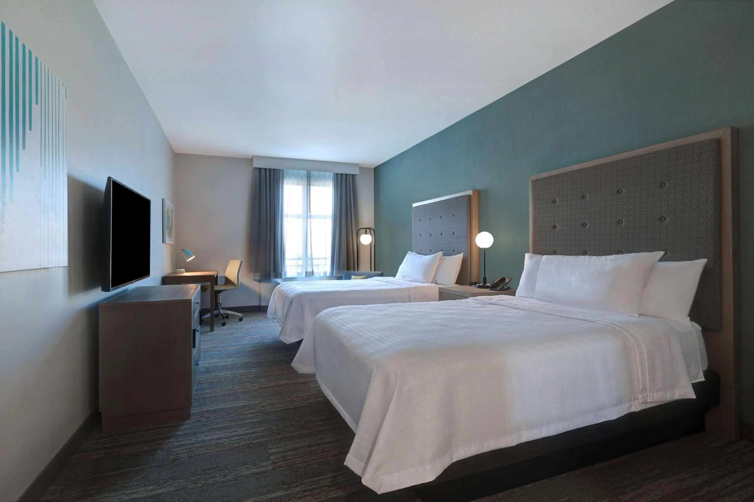 One-Bedroom Queen Suite with Two Queen Beds in Homewood Suites By Hilton Santa Clarita/Valencia, Ca