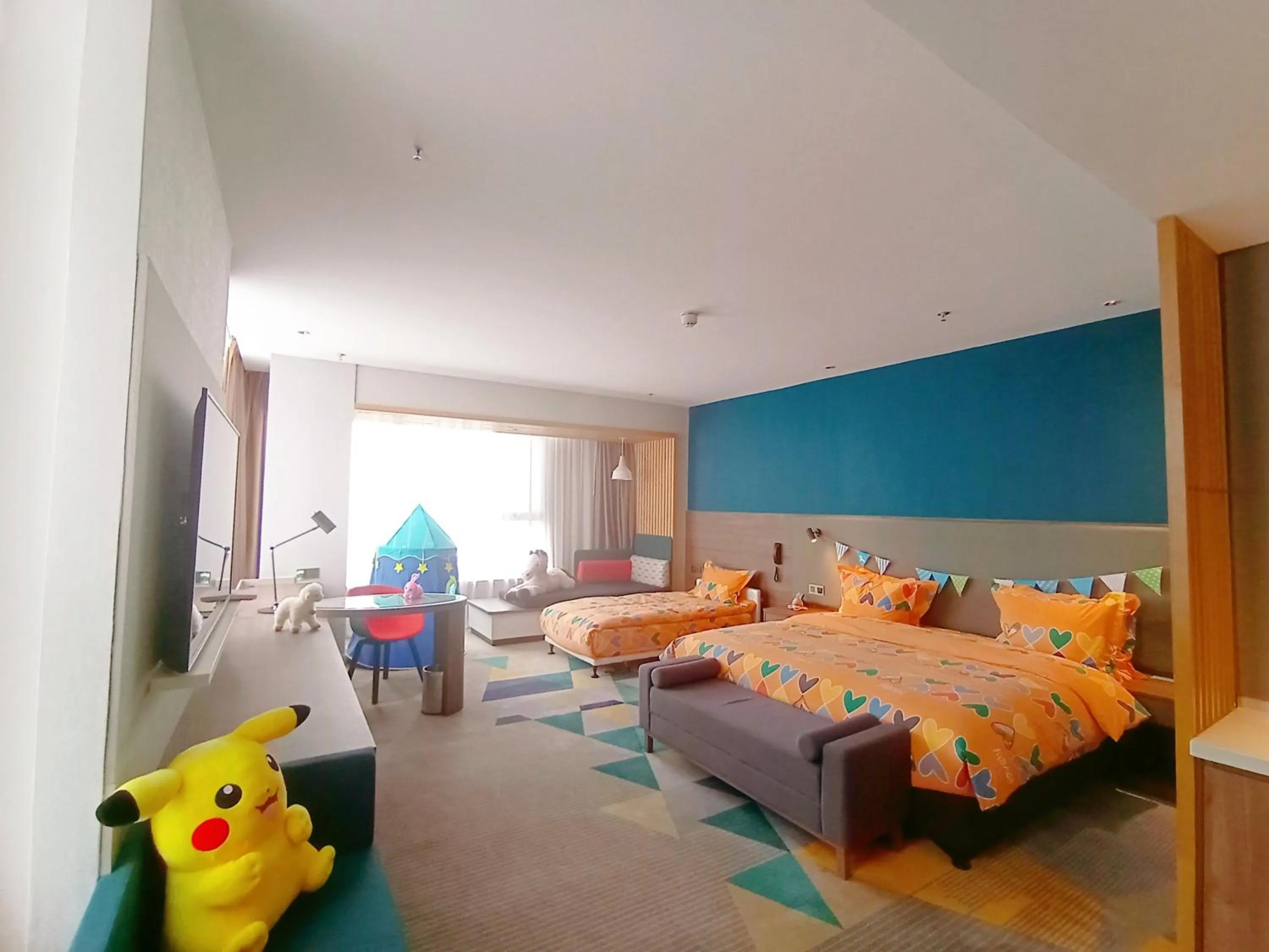 Standard Room with One King and One Single Bed - Kid Theme in Holiday Inn Express Ulanqab Jining by IHG