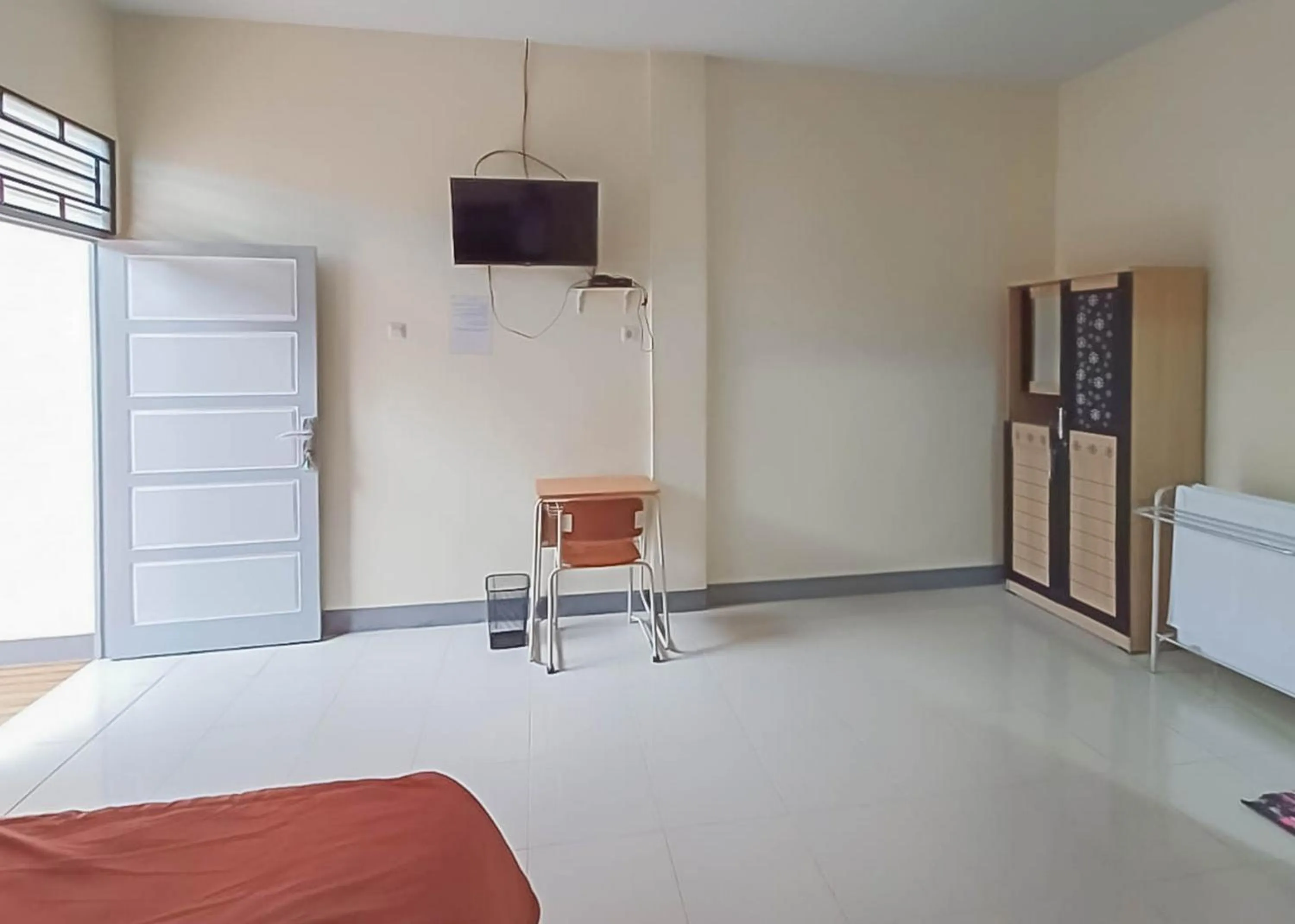 Single Room - single occupancy in Verisha Inn Singkawang RedPartner