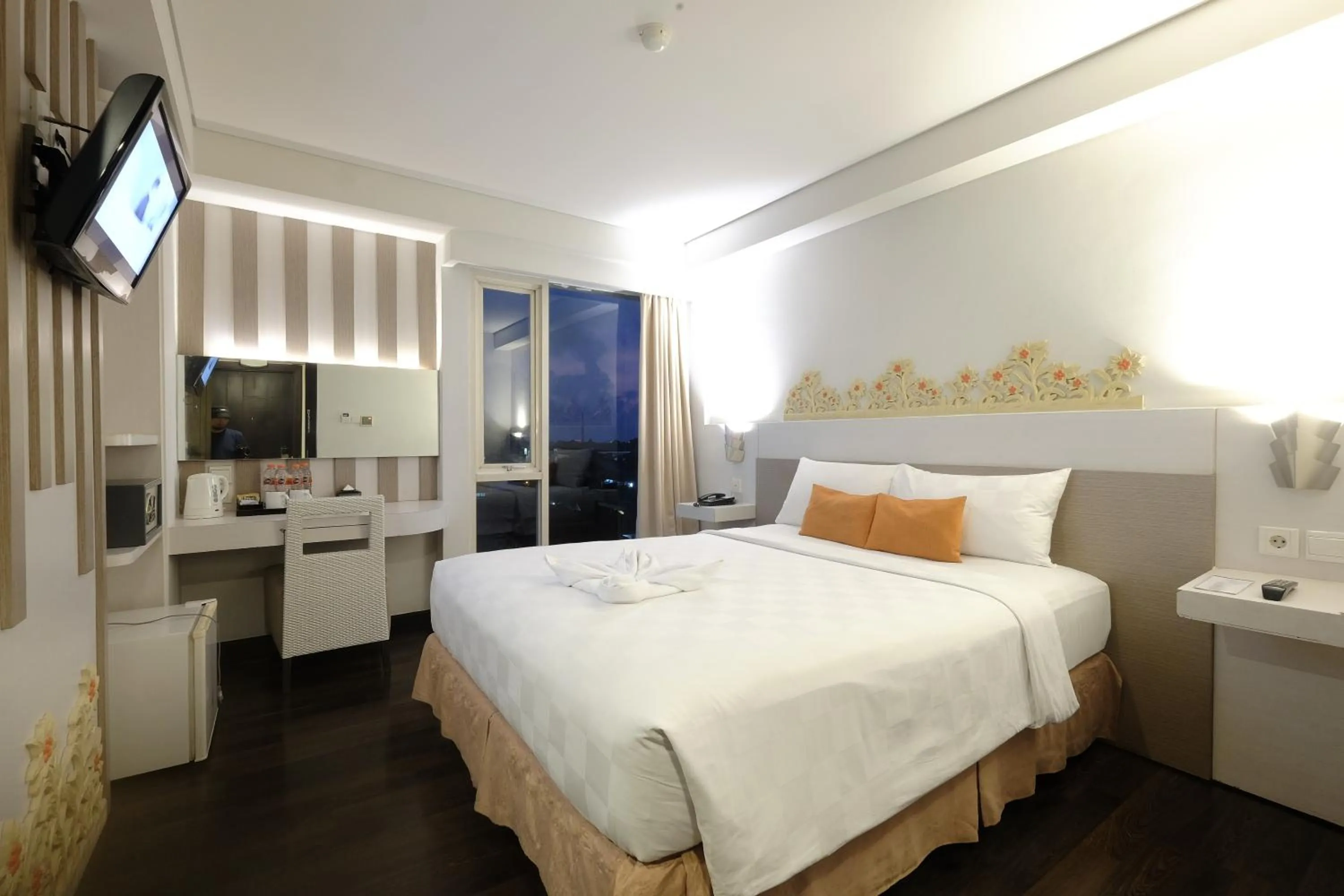 Sunny Day Room in All Nite & Day Hotel Yogjakarta - Gejayan