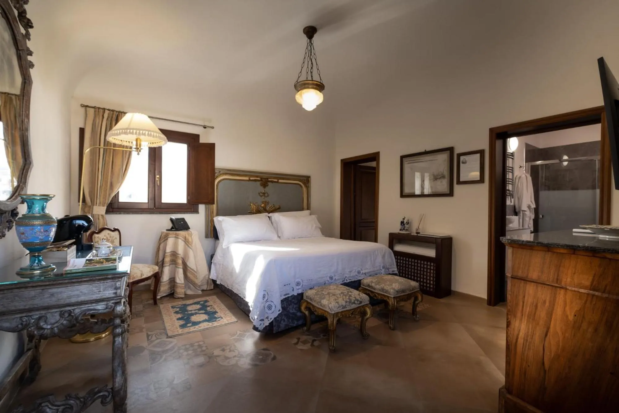 Deluxe King Room in Villa del Gattopardo