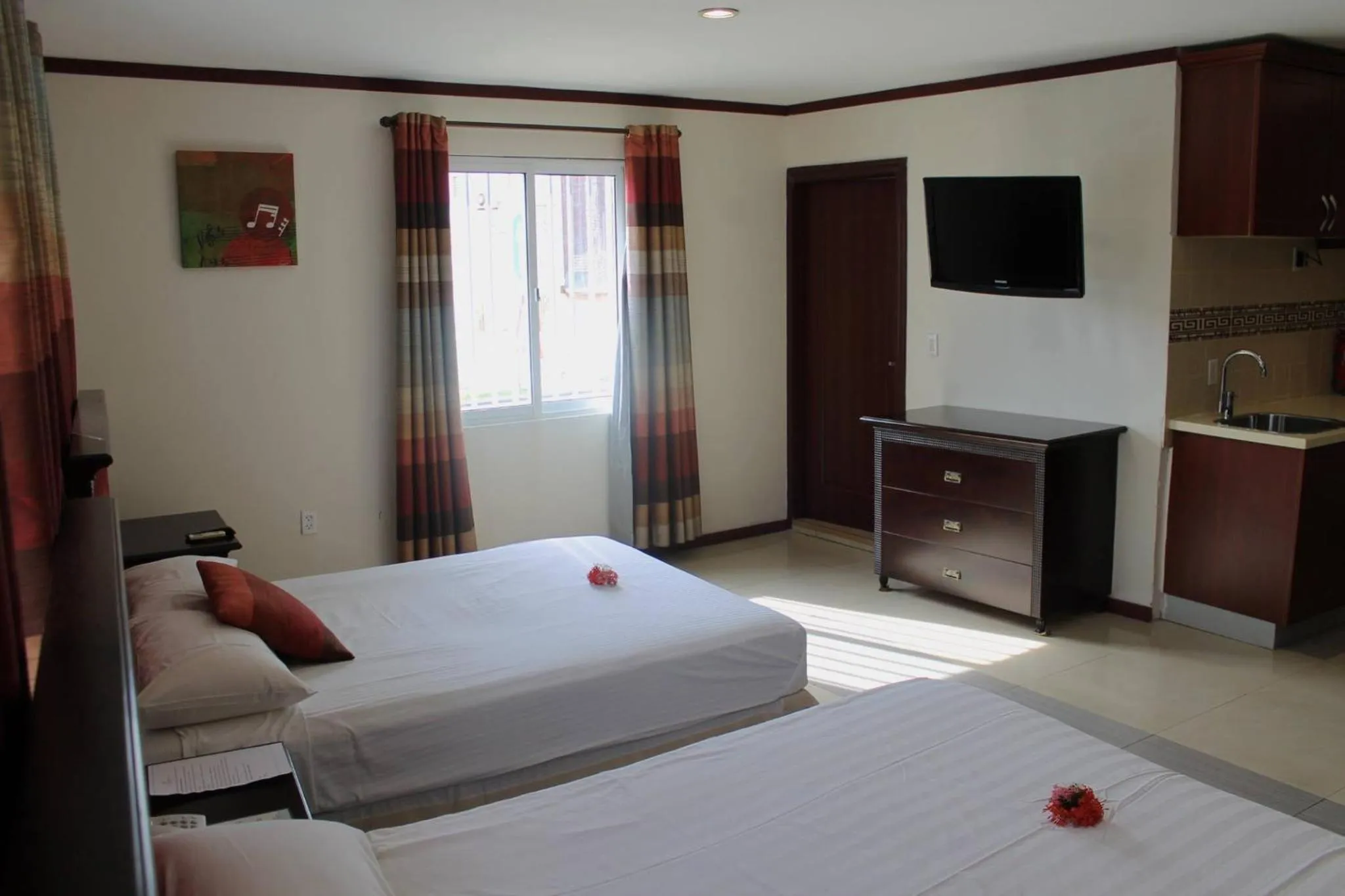 King Suite with Balcony - single occupancy in Curacao Suites Hotel