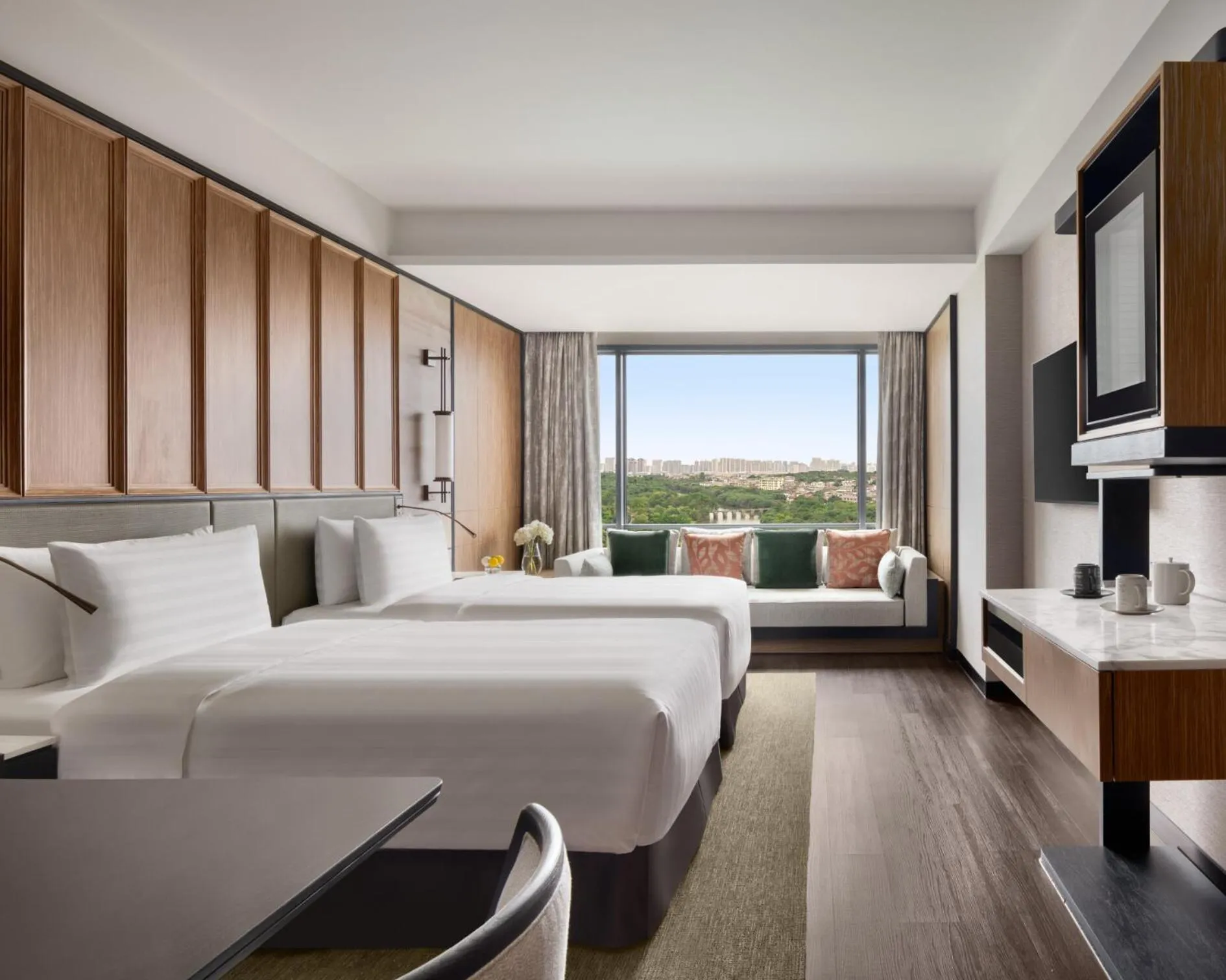 Premier River View Twin in Shangri-La Putian Onsen Resort Hotel