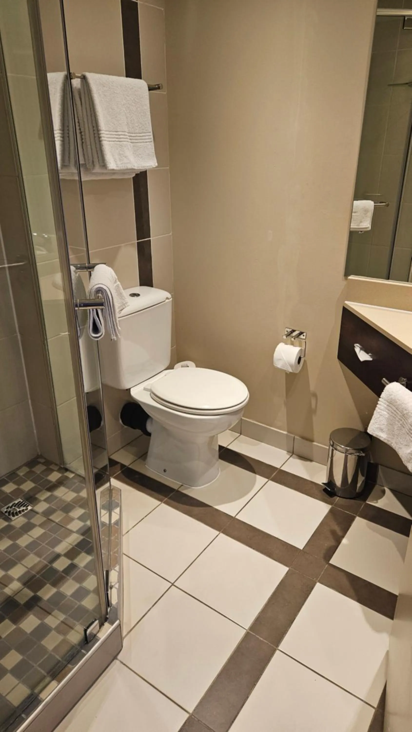 Standard Double Room  Smoking in StayEasy Rustenburg