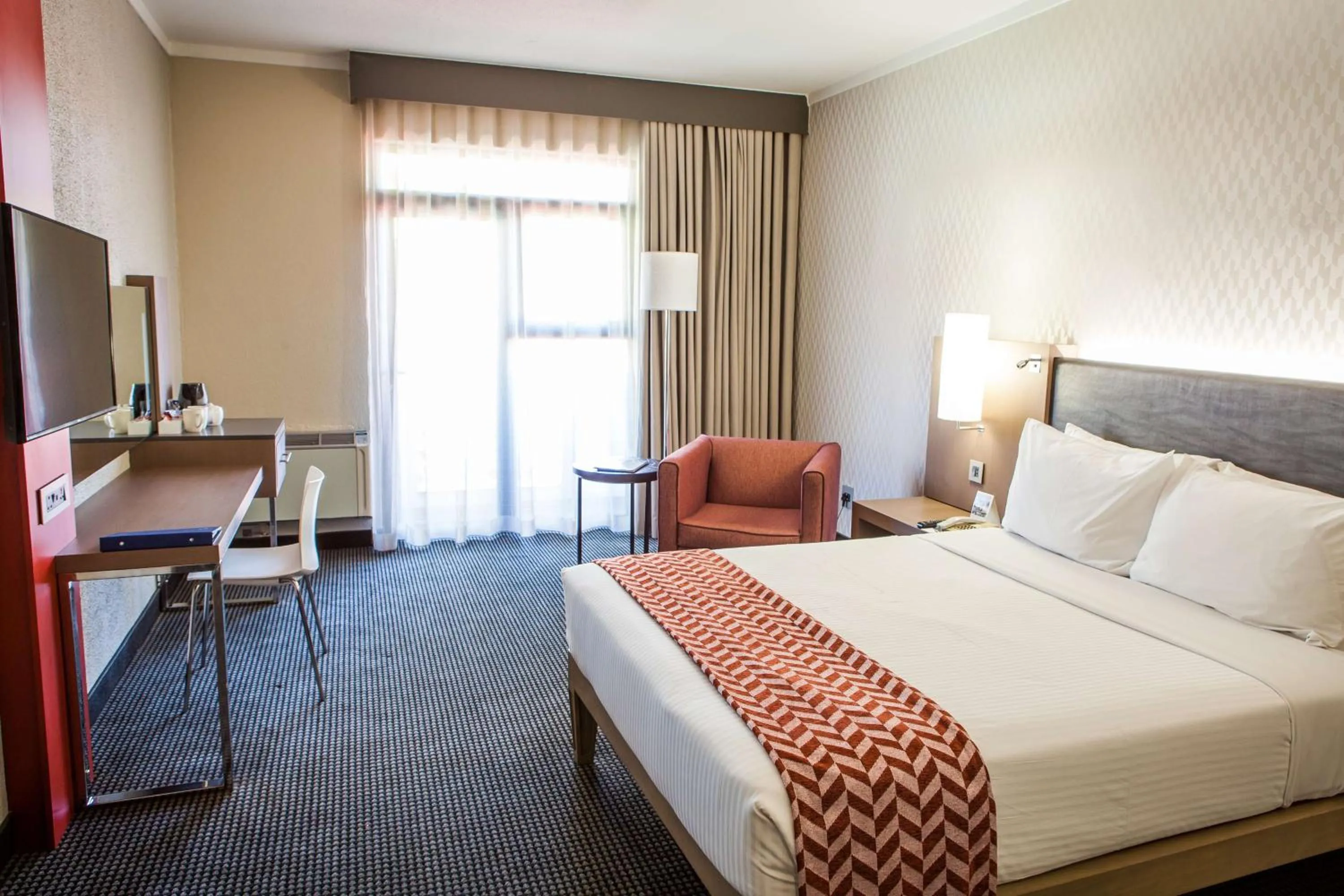 Standard King Room Non Smoking in Garden Court Polokwane