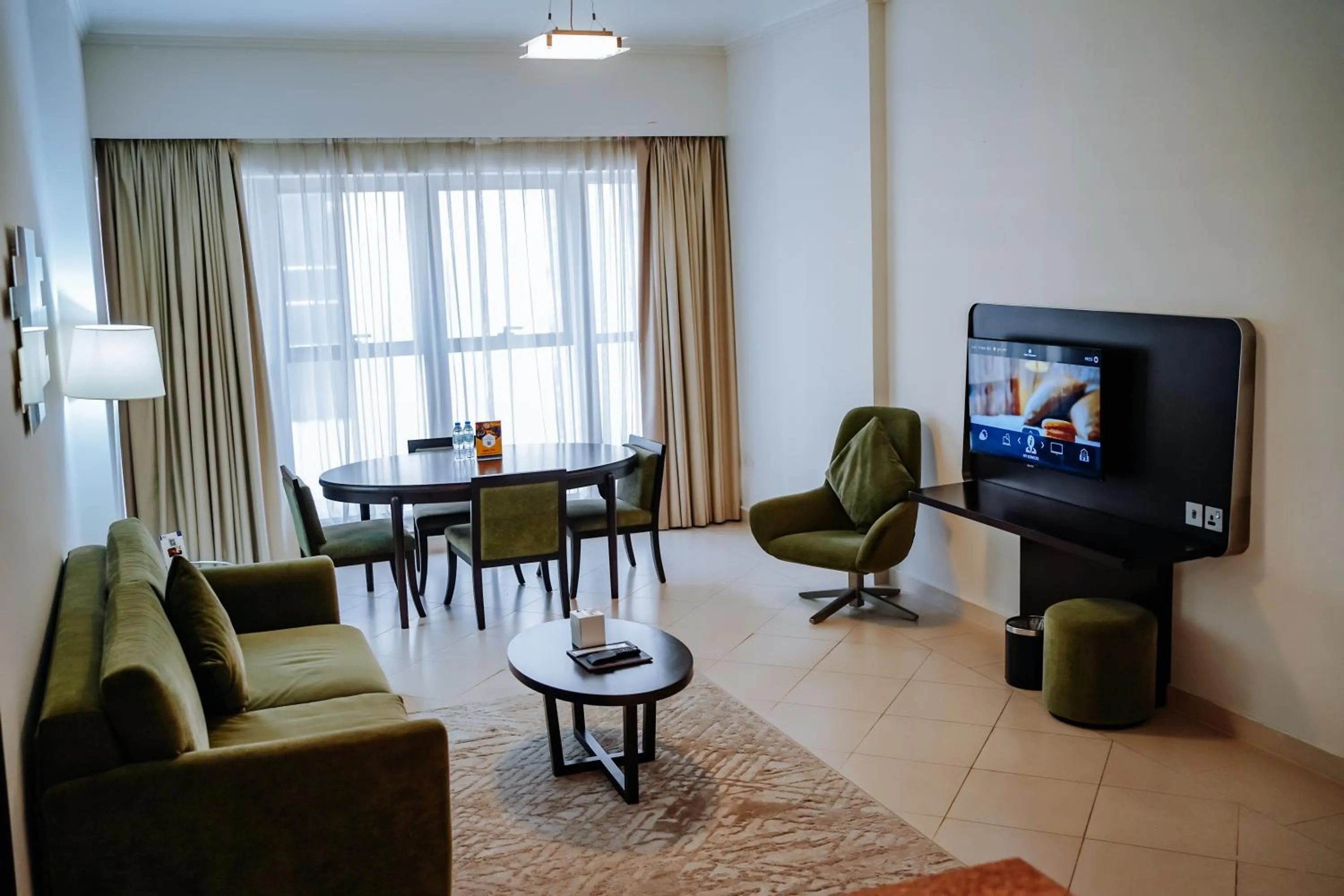 One Bedroom Apartment - Smoking in MENA ApartHotel Albarsha At The Mall