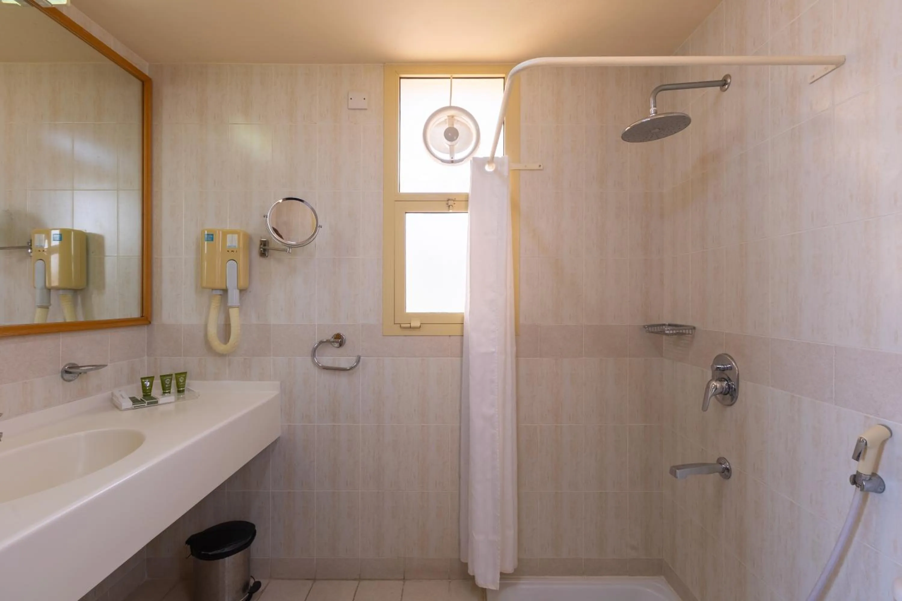 Room with Sea View in Atana Khasab Hotel