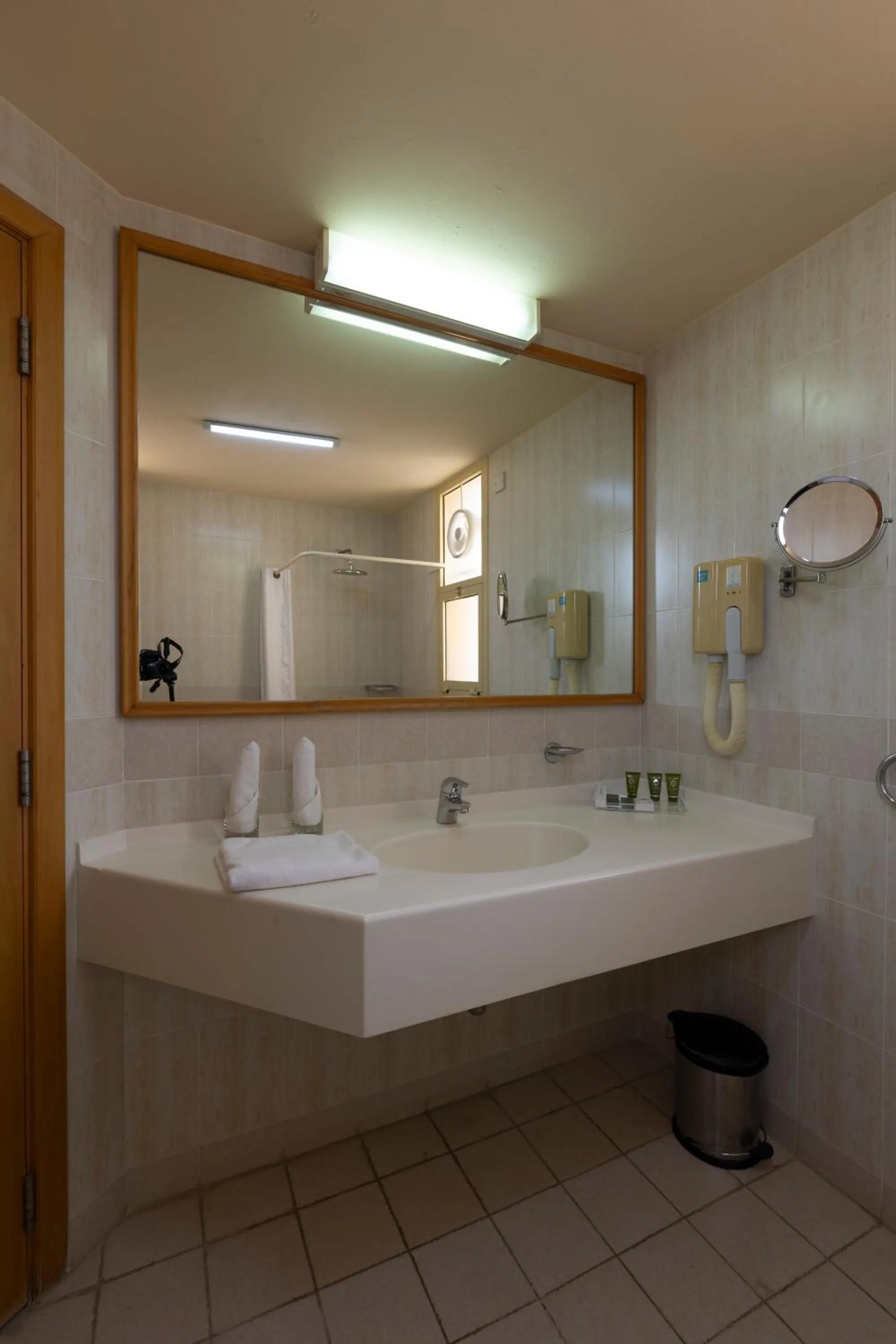 Deluxe Room in Atana Khasab Hotel