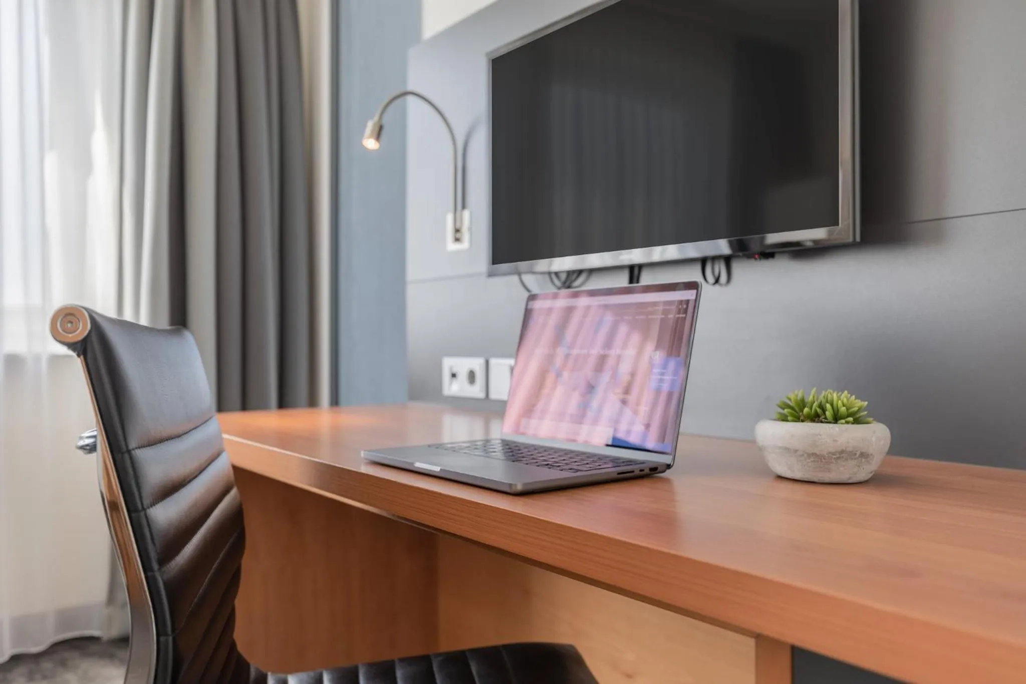 Standard Queen Room in Garner Hotel Rüsselsheim by IHG