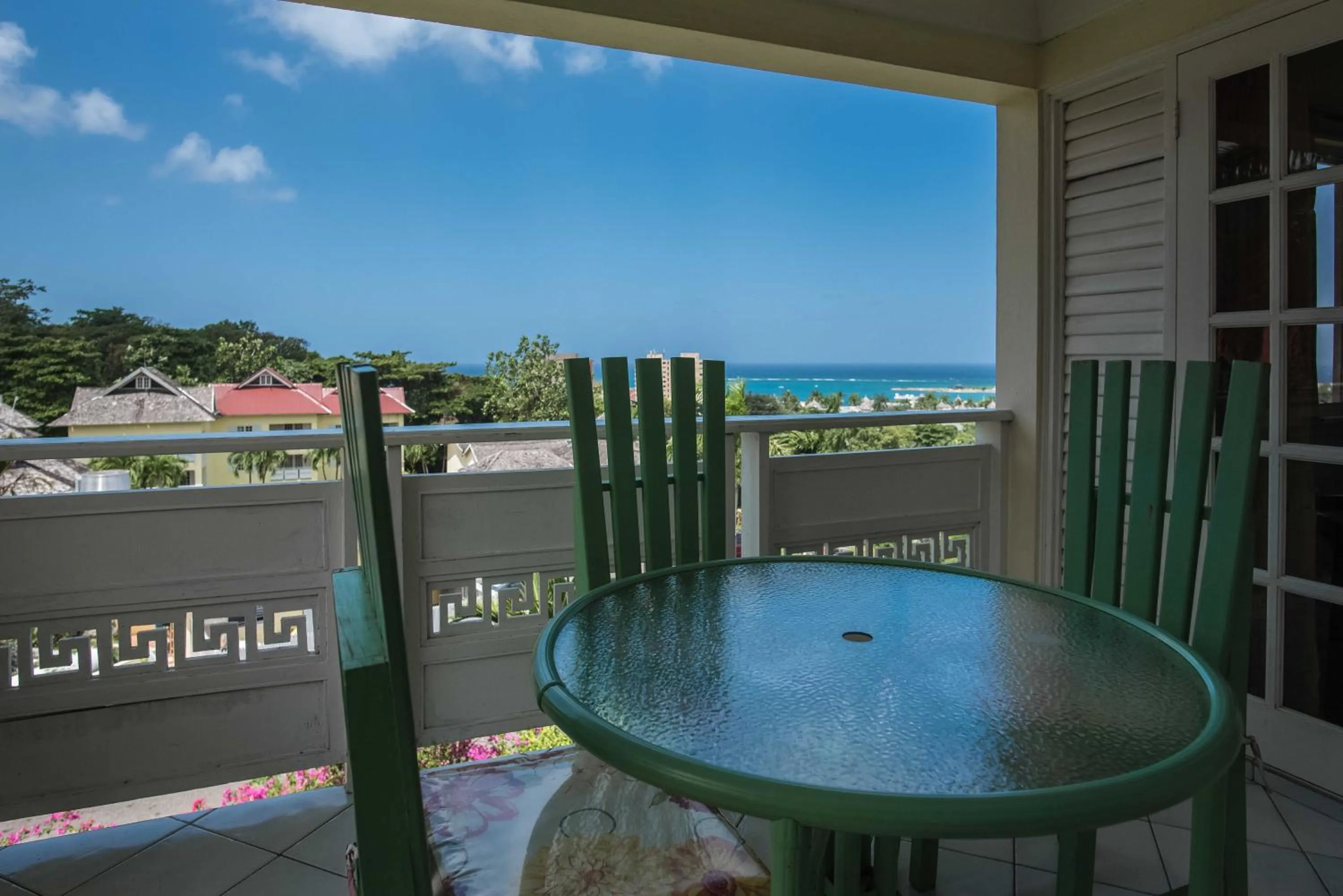 Budget Double Room - single occupancy in Mystic Ridge Resort