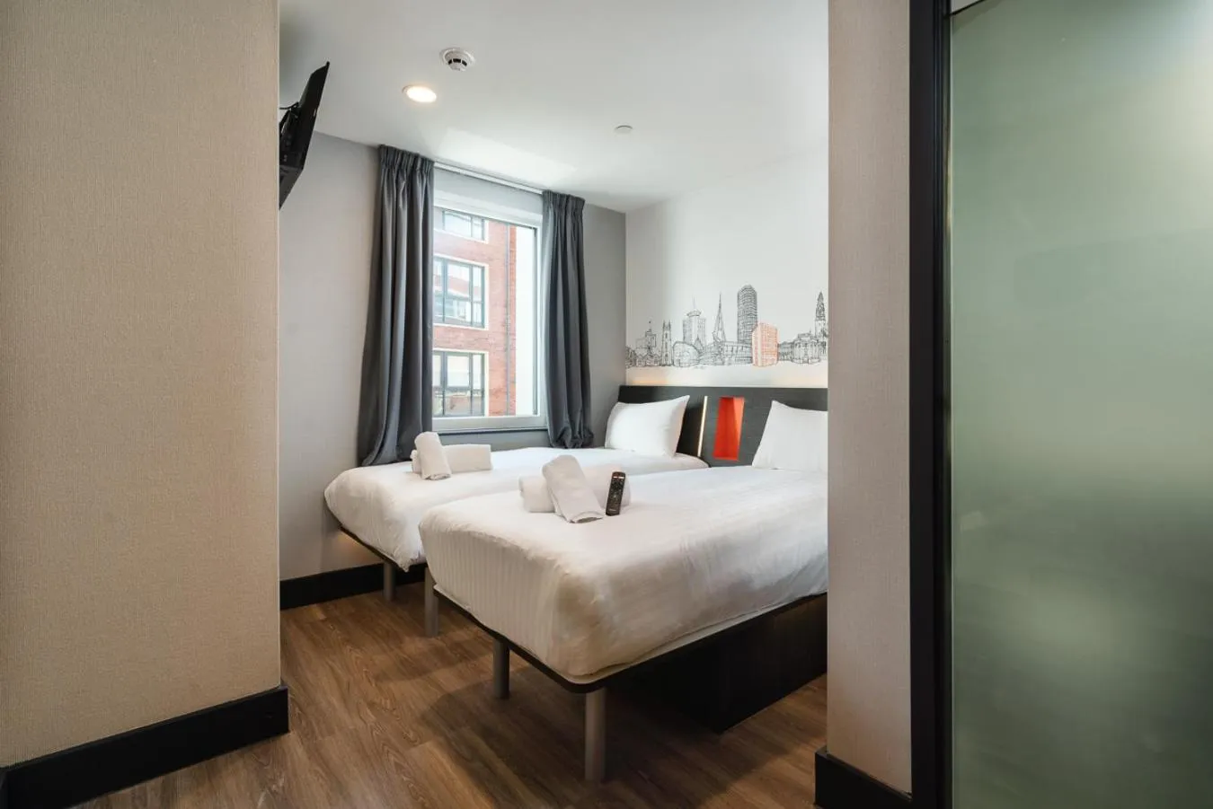 Twin Room with Window in easyHotel Cardiff