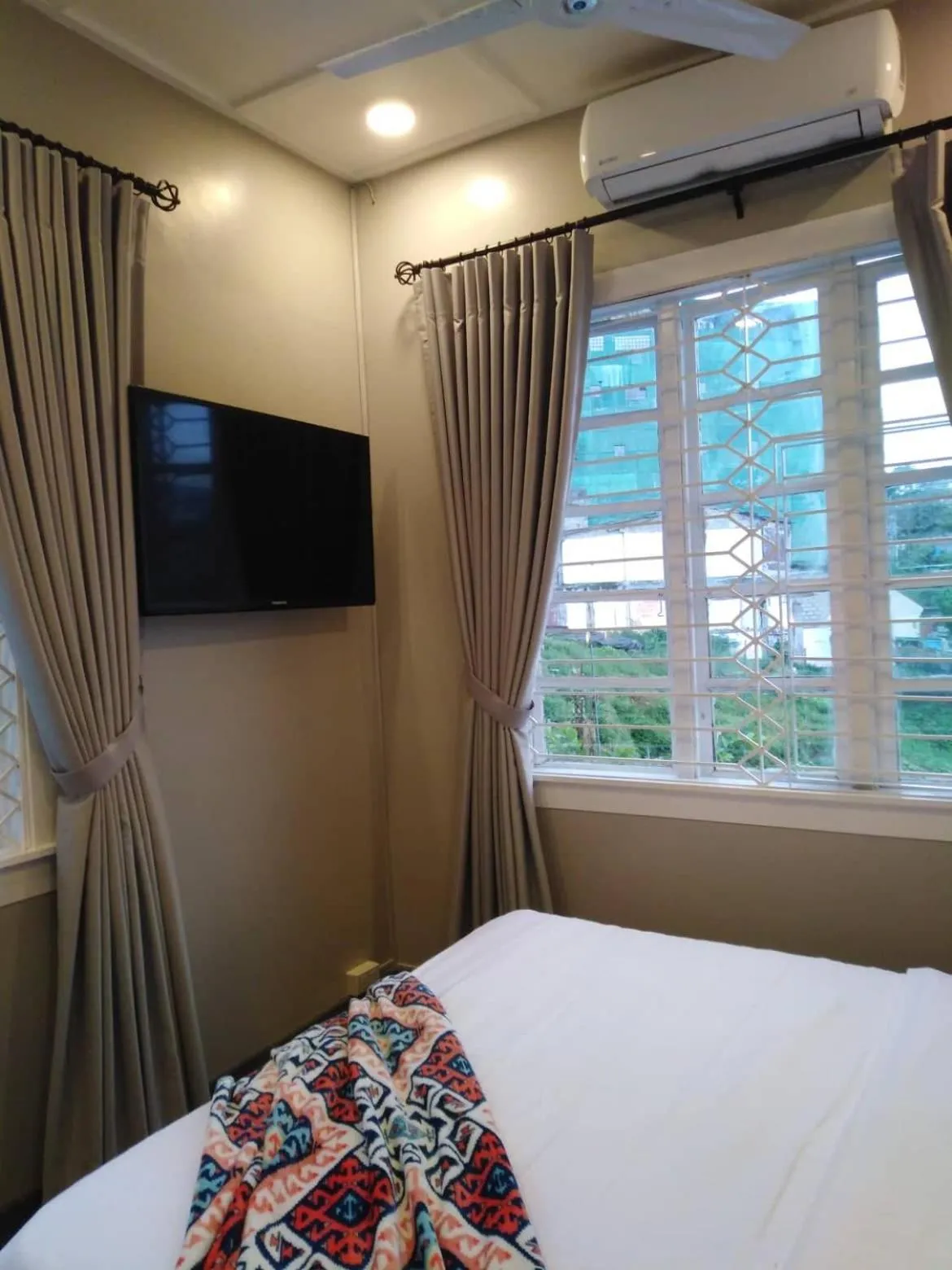 Deluxe Room in R Bed and Breakfast