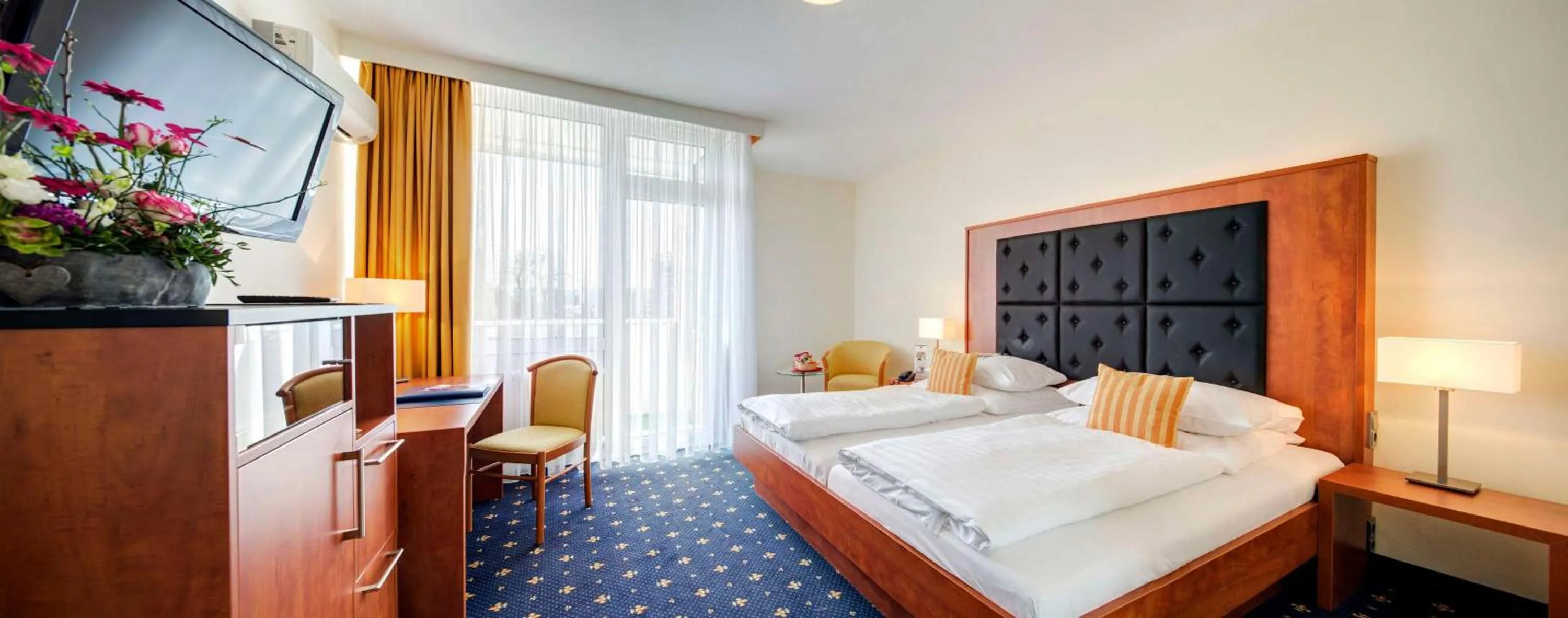 Standard Double Room with Double Bed - single occupancy in Best Western Plus Hotel Steinsgarten
