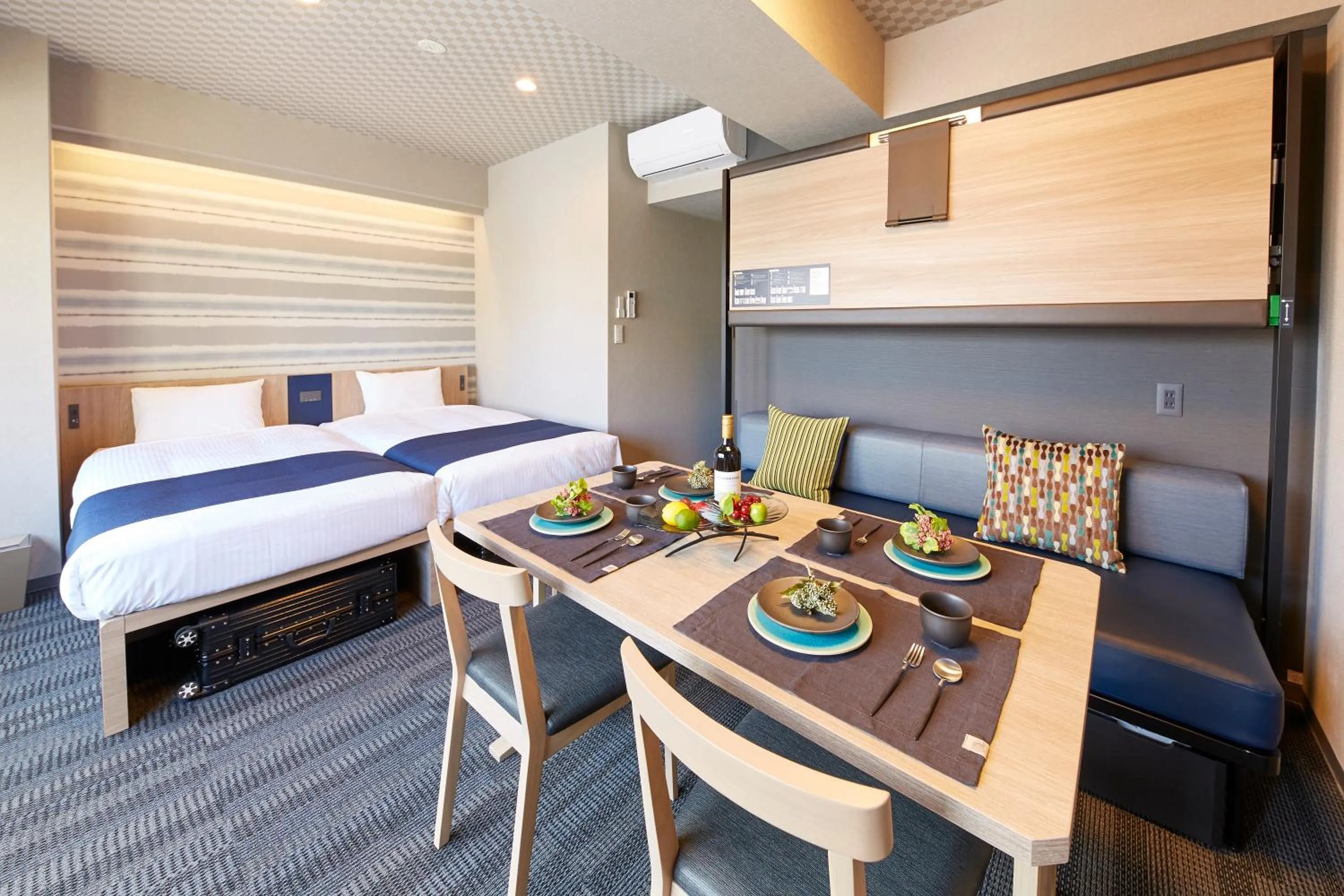 Superior King Room with Washing Machine in MONday Apart Premium Ginza Shintomicho