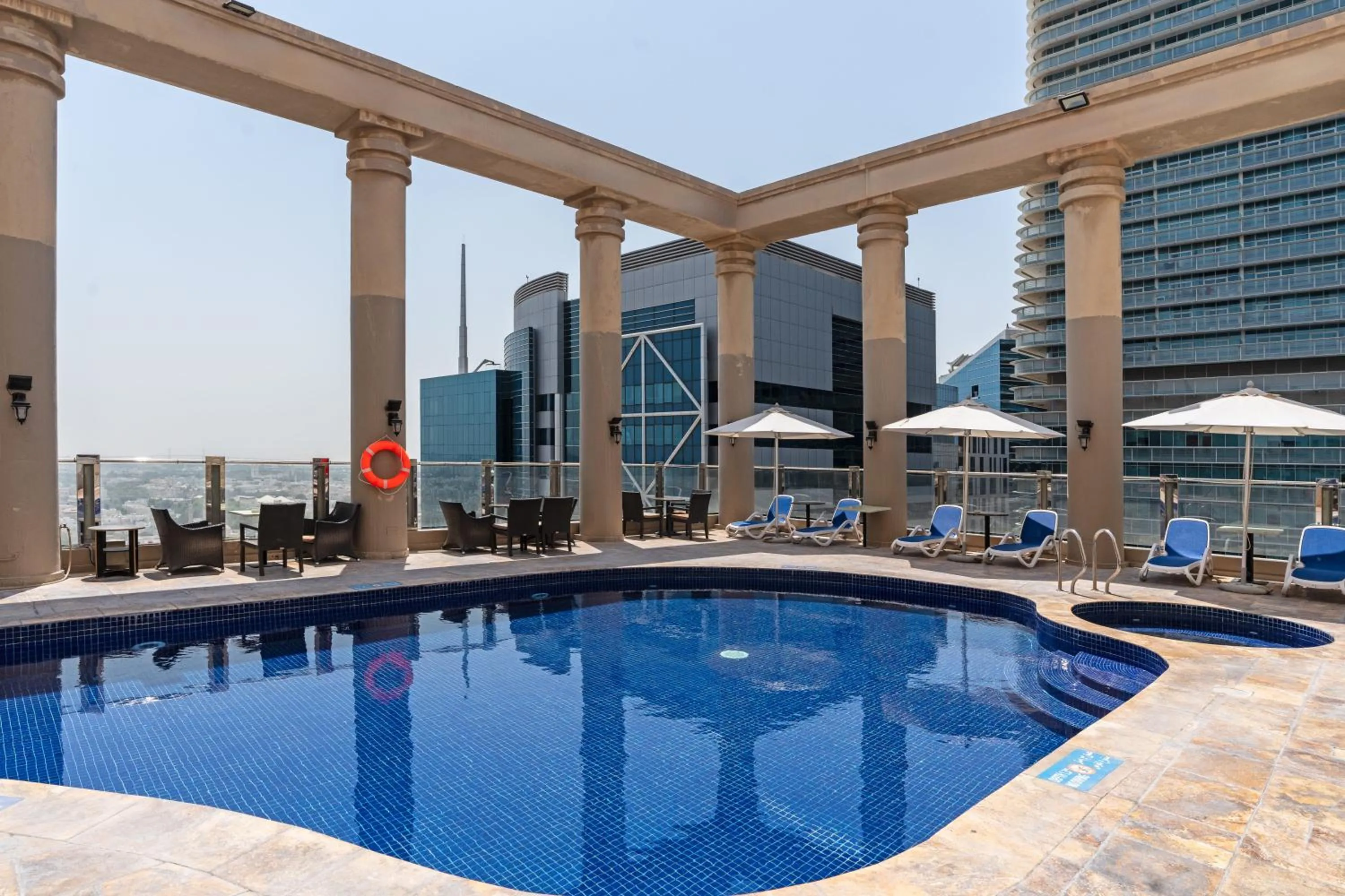 Oryx Hotel