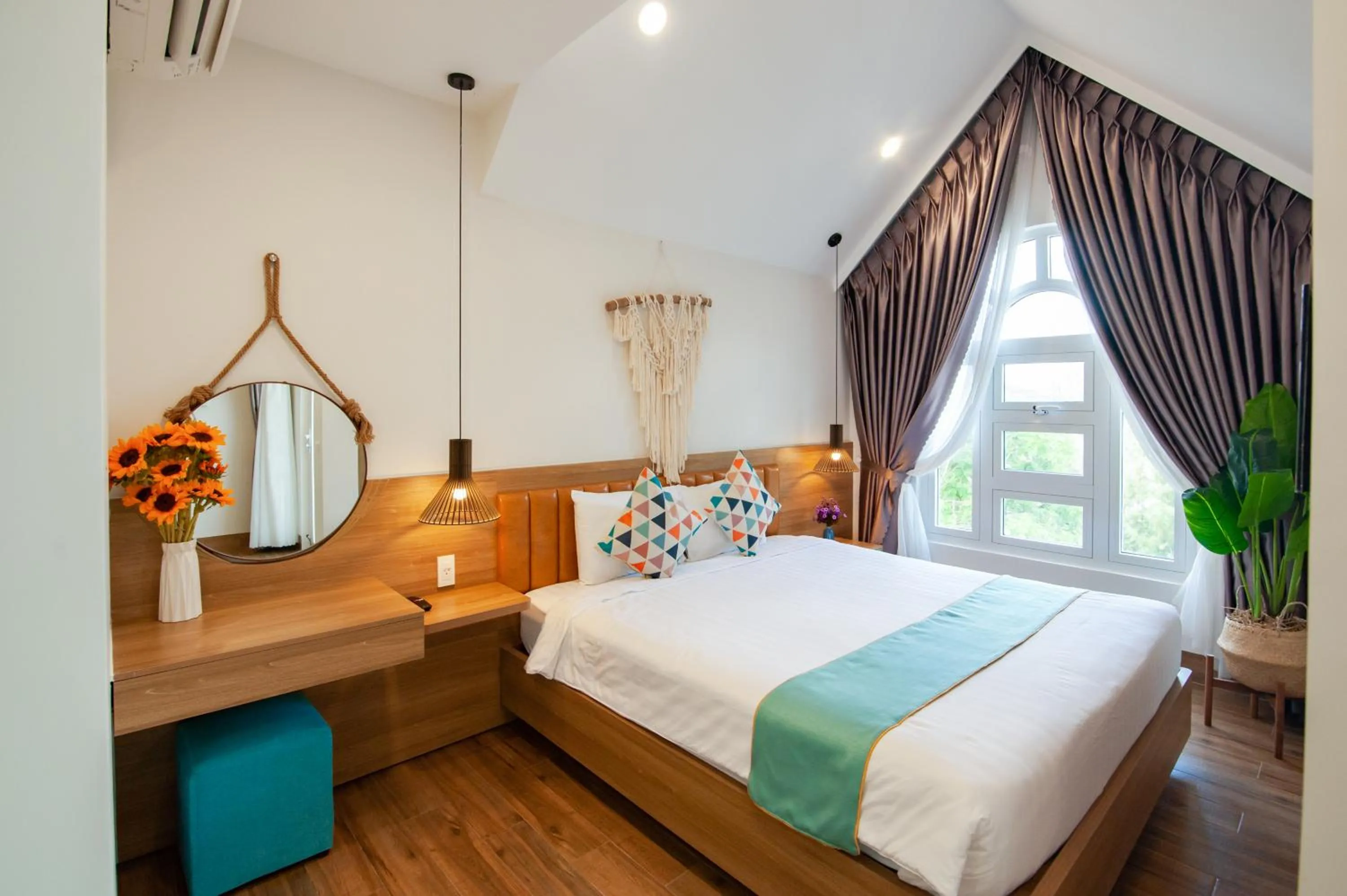 King Room with Balcony in The View Hotel