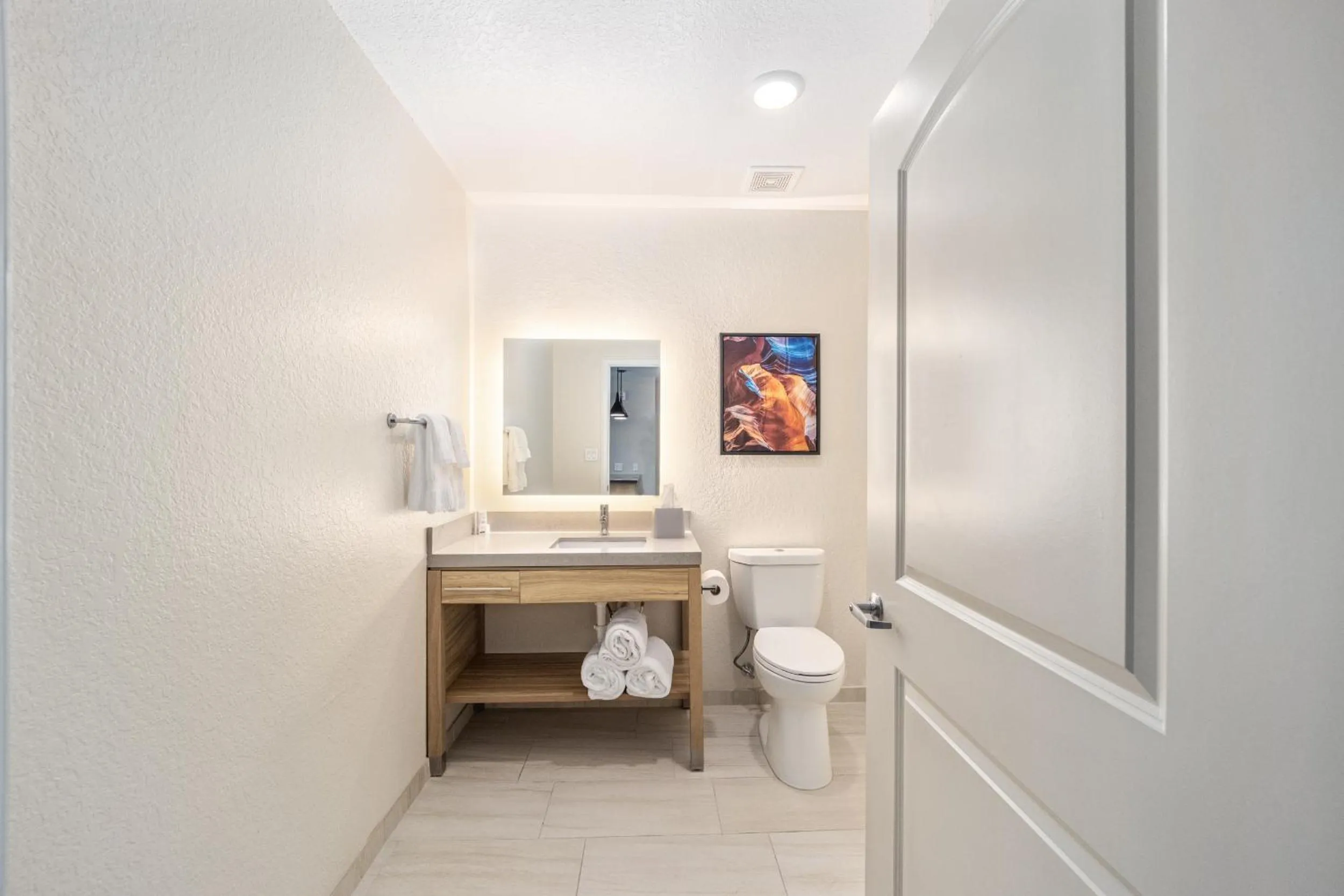 One-Bedroom Queen Suite in Candlewood Suites - Ocala I-75 by IHG