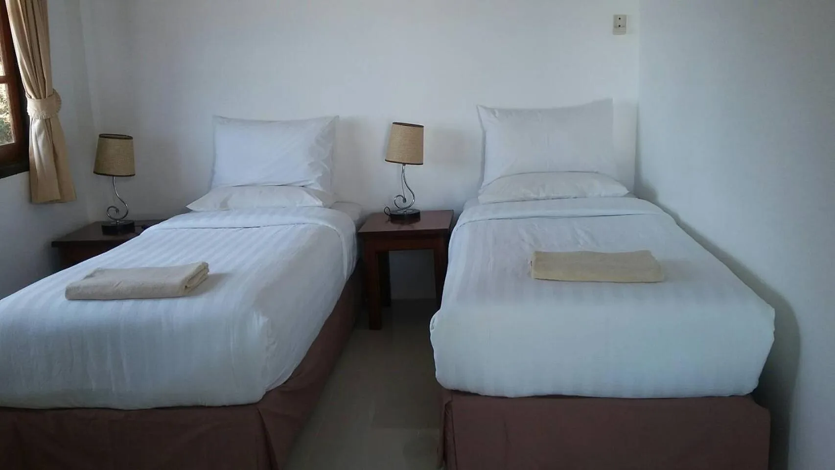 Superior Twin Bungalow in Samed Cliff Resort