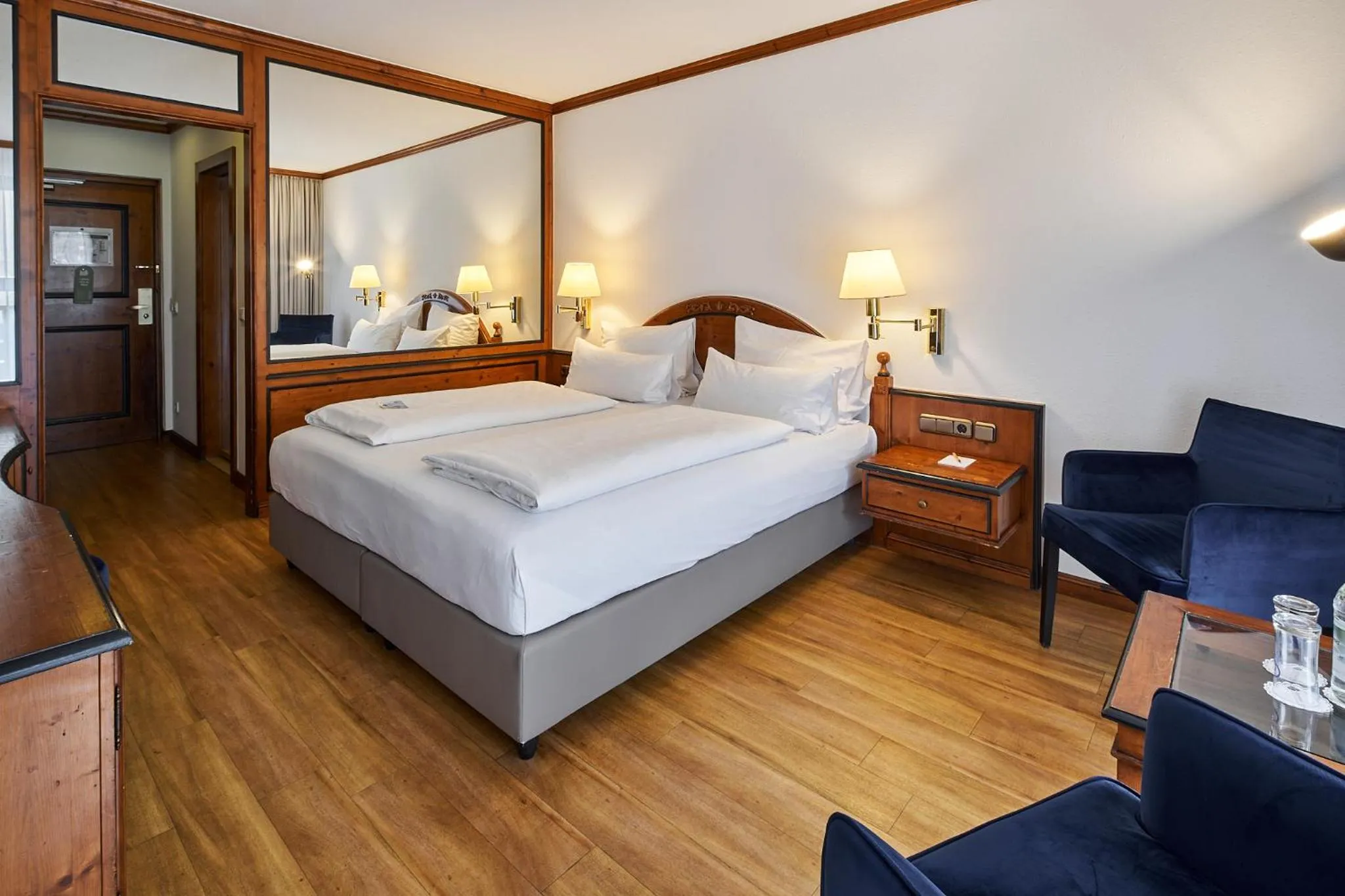 Budget Double Room in Riessersee Hotel