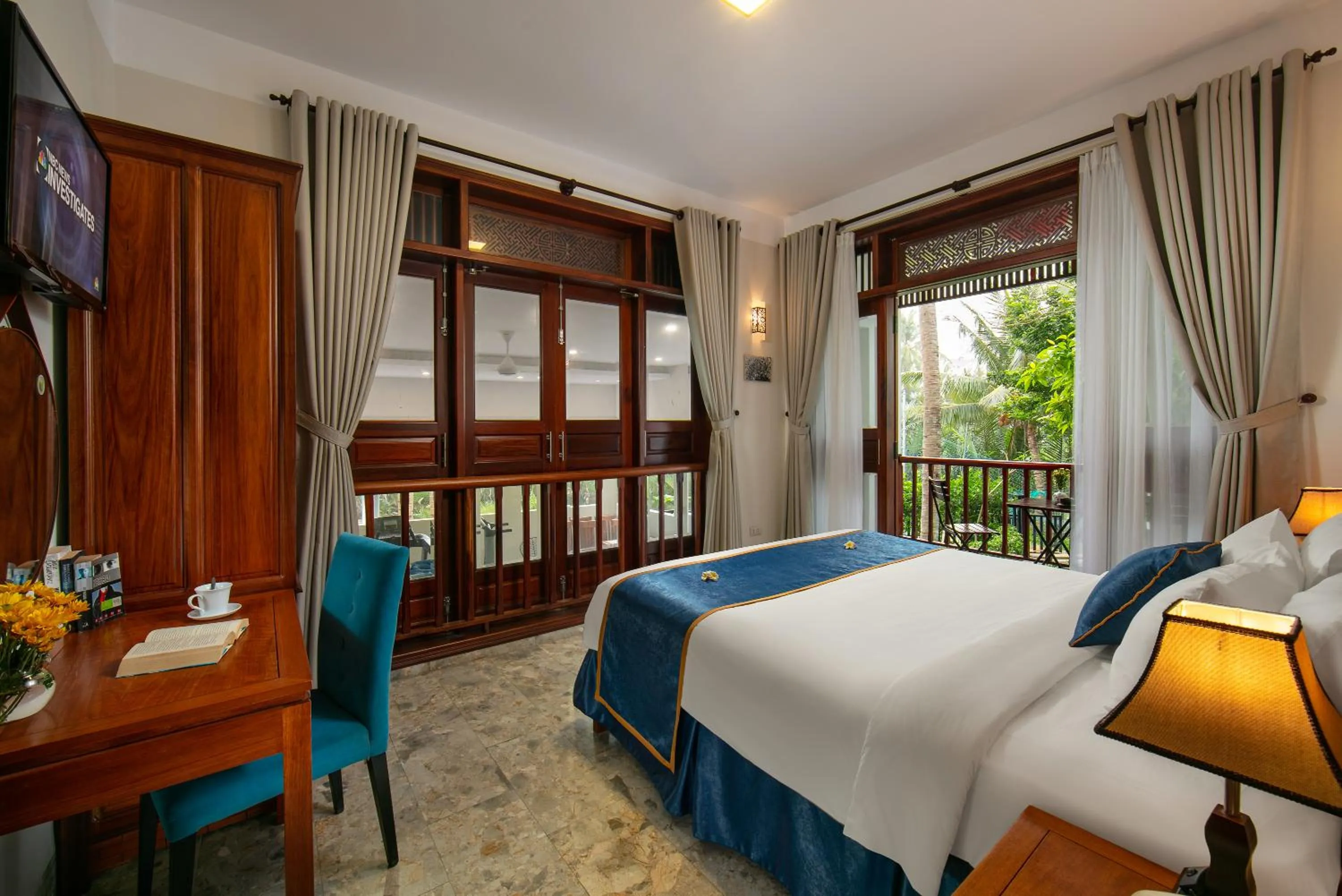 Deluxe Double or Twin Room with River View in Hoi An Riverside Villas & Apartments