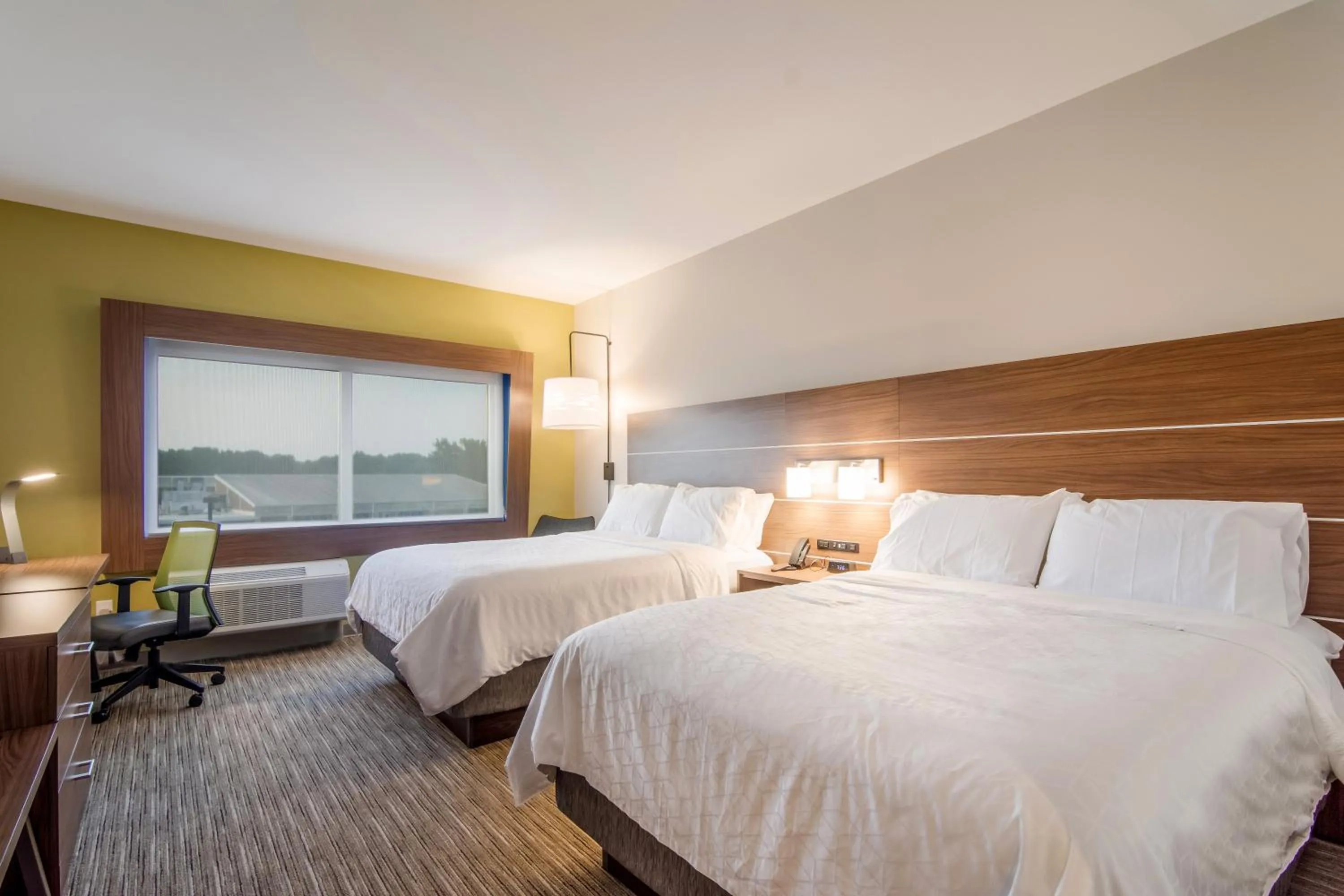 Standard Queen Room with Two Queen Beds in Holiday Inn Express & Suites - Asheboro by IHG