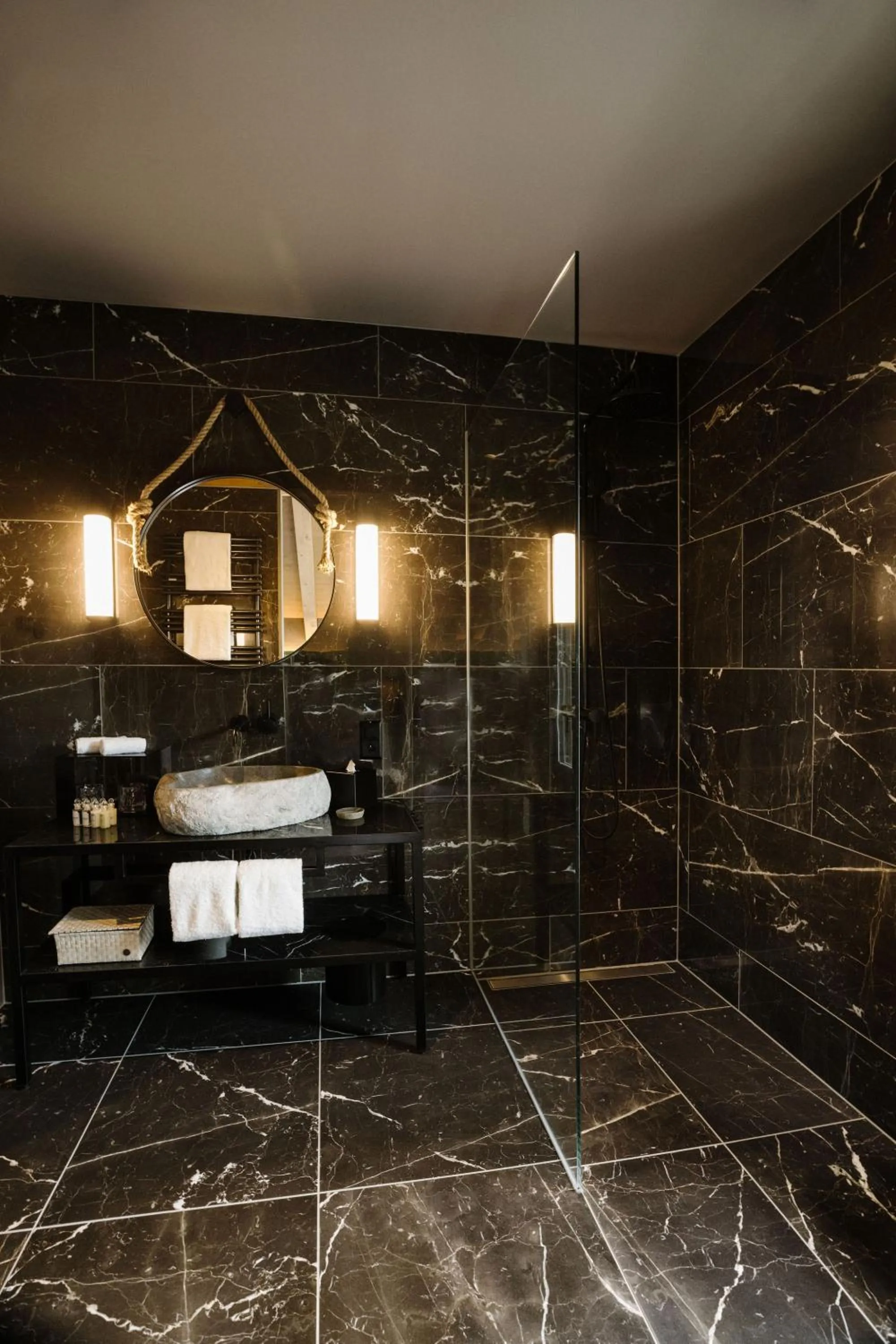 Two Combined Rooms in Bergwelt Grindelwald - Alpine Design Resort