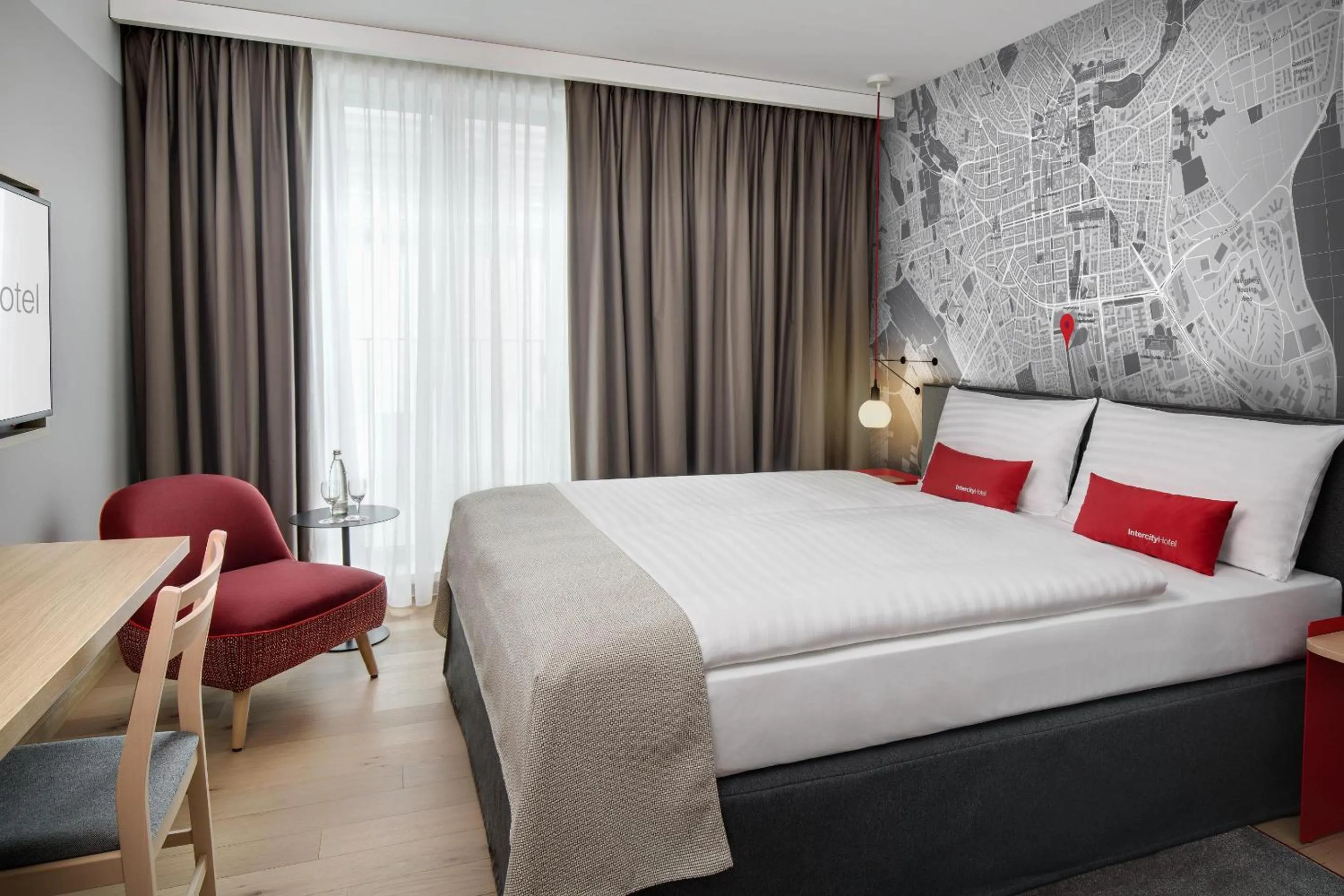 Business Twin Room in IntercityHotel Wiesbaden