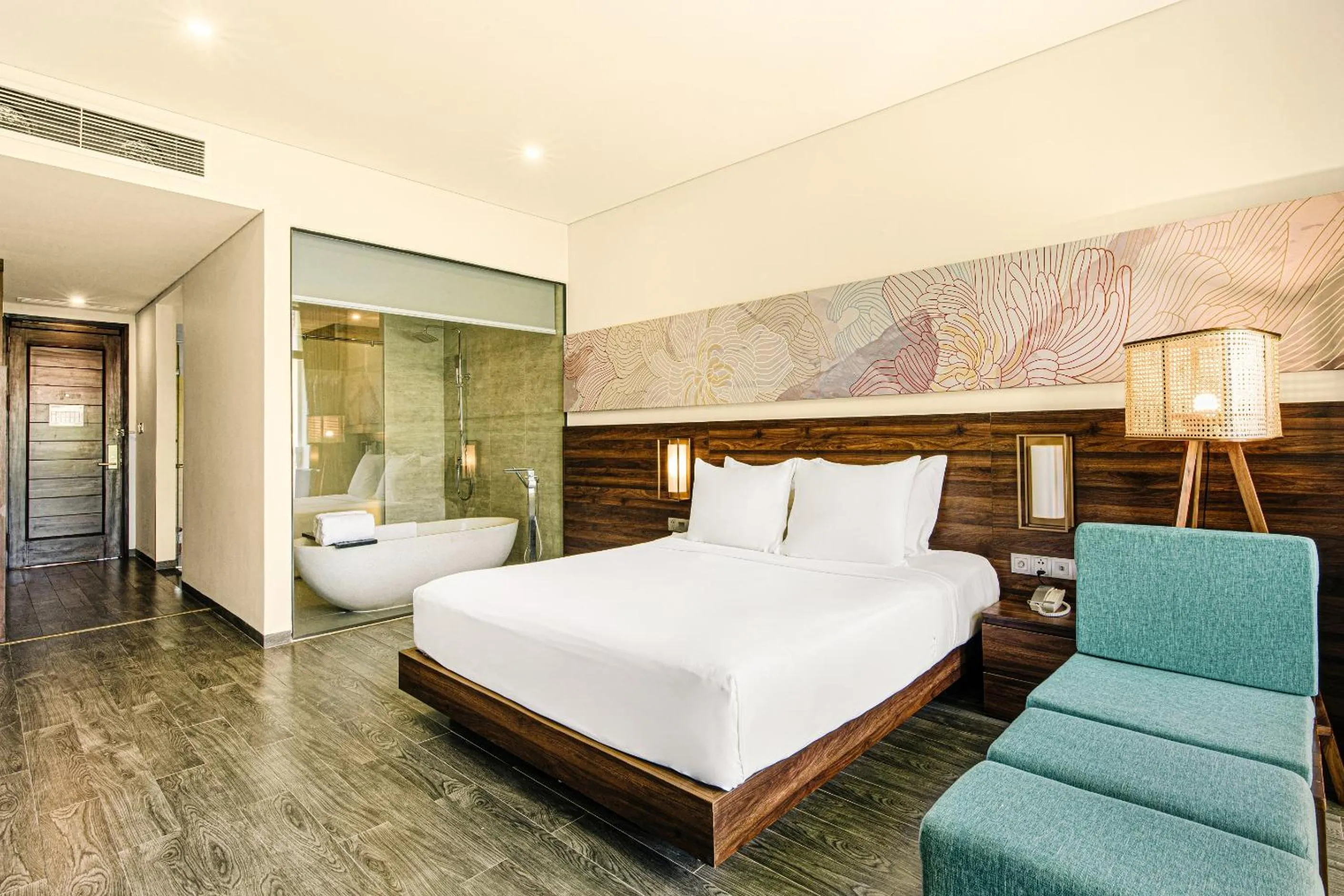 Premier King Room with River View in Hoi An Memories Resort & Spa