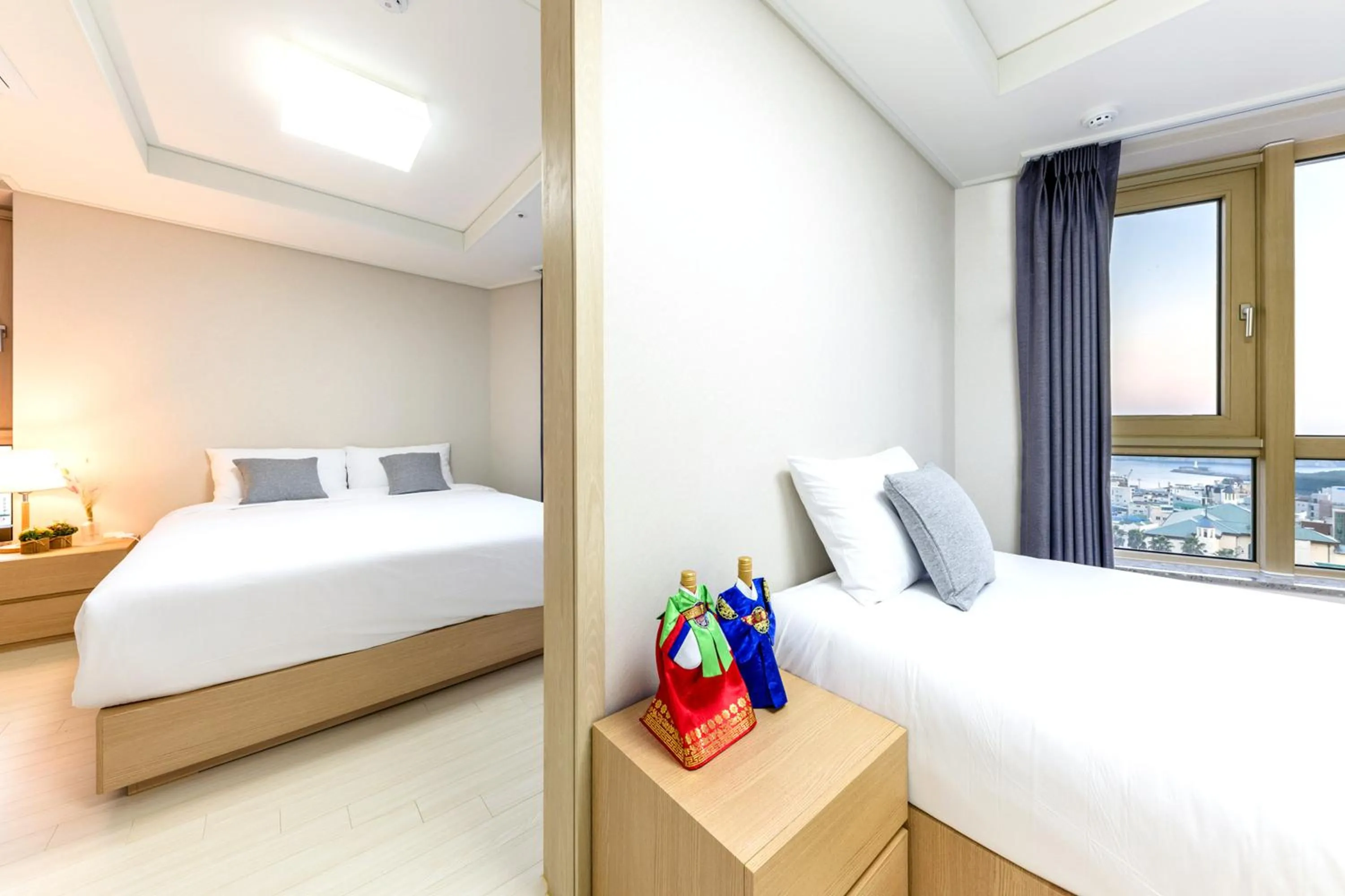 Junior Suite with Sea View in Shin Shin Hotel Seogwipo