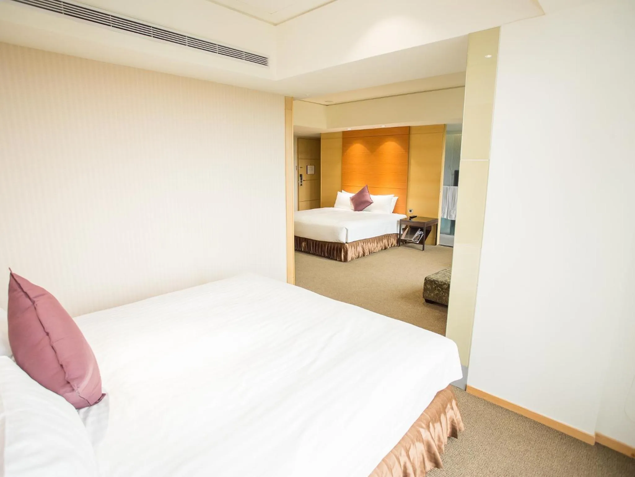 Superior Quadruple Room in Freshfields Hotel