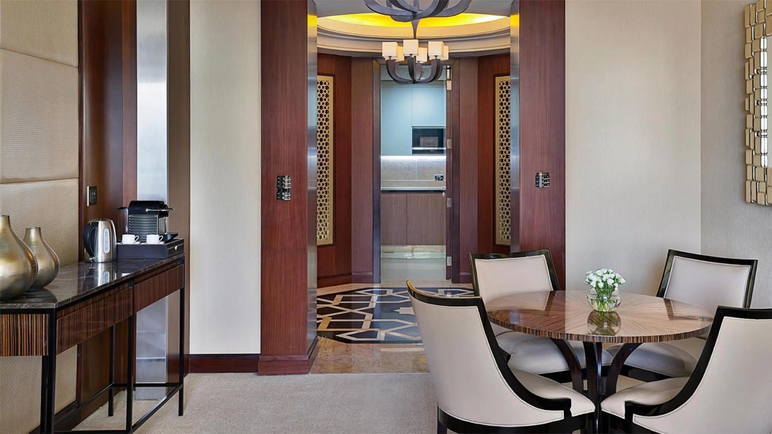 One-Bedroom Residential Suite with Two Queen Beds in Conrad Dubai