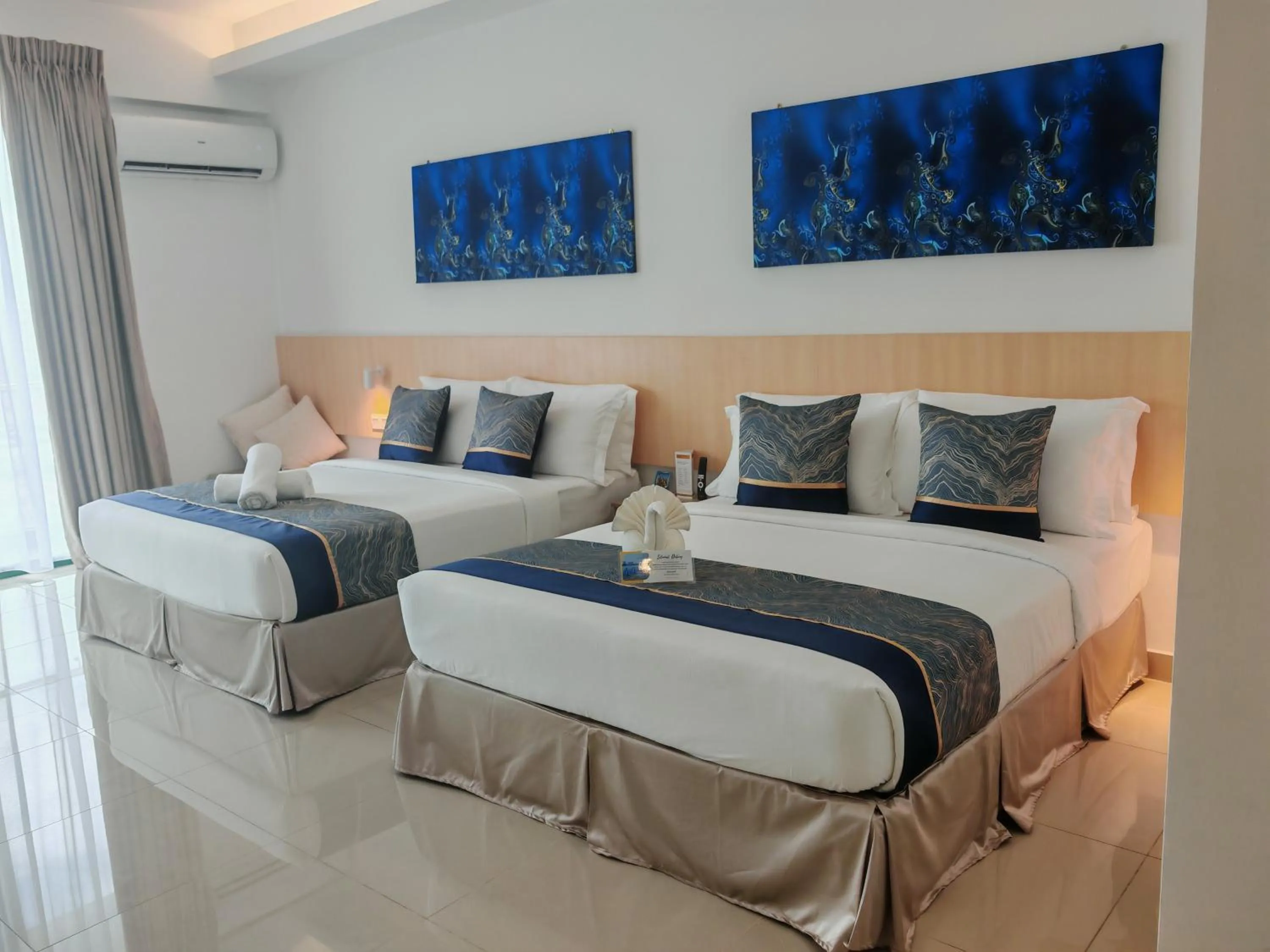 Double Deluxe Room in Swan Garden Resort Hotel