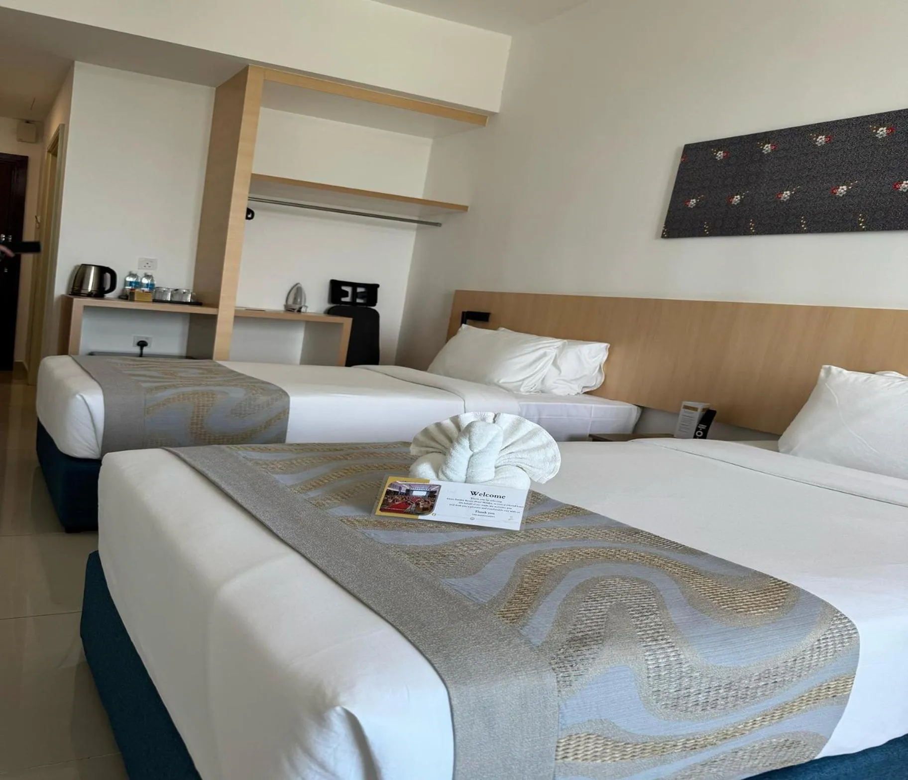Deluxe Twin Room in Swan Garden Resort Hotel