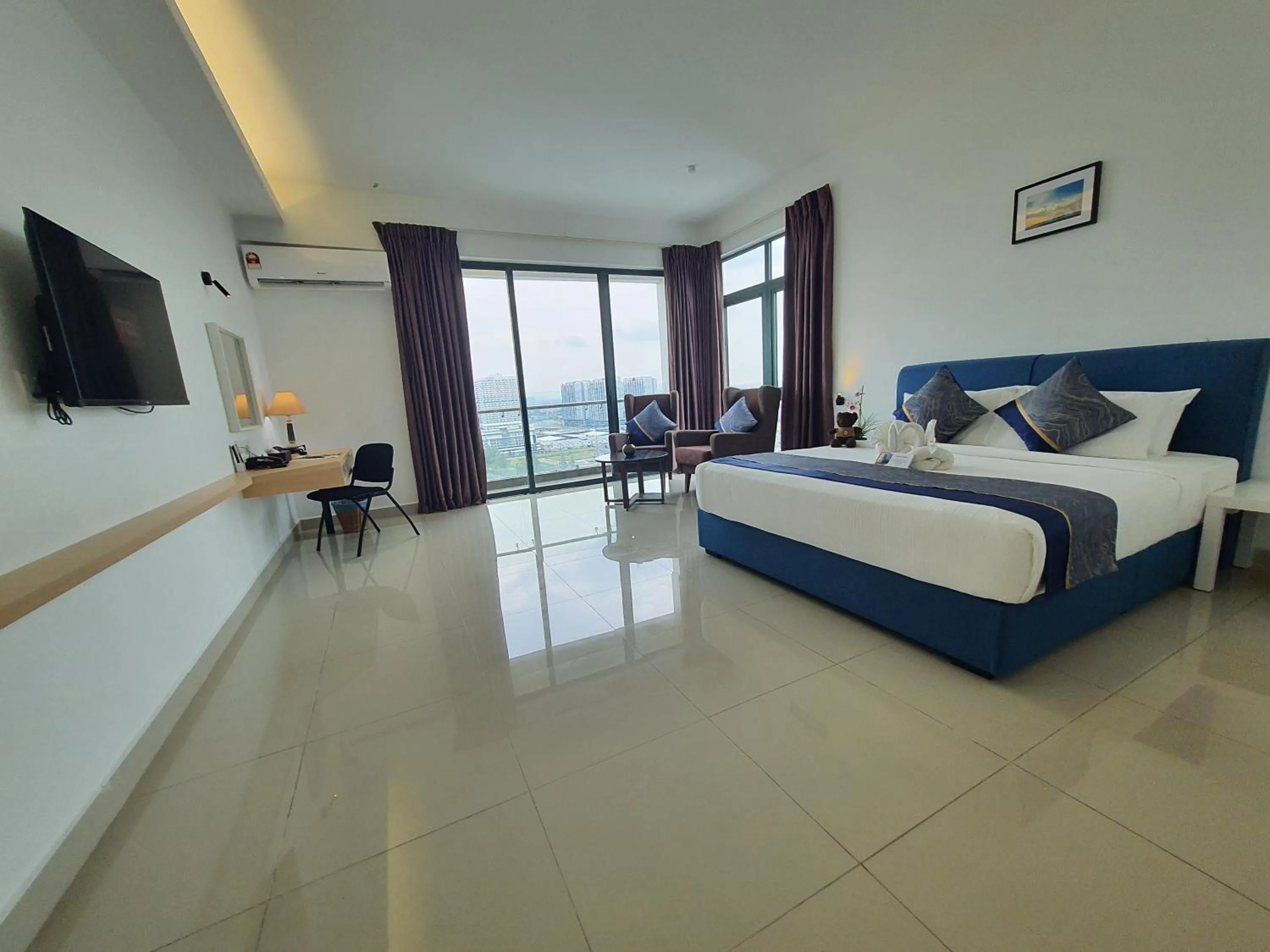 Superior Suite in Swan Garden Resort Hotel