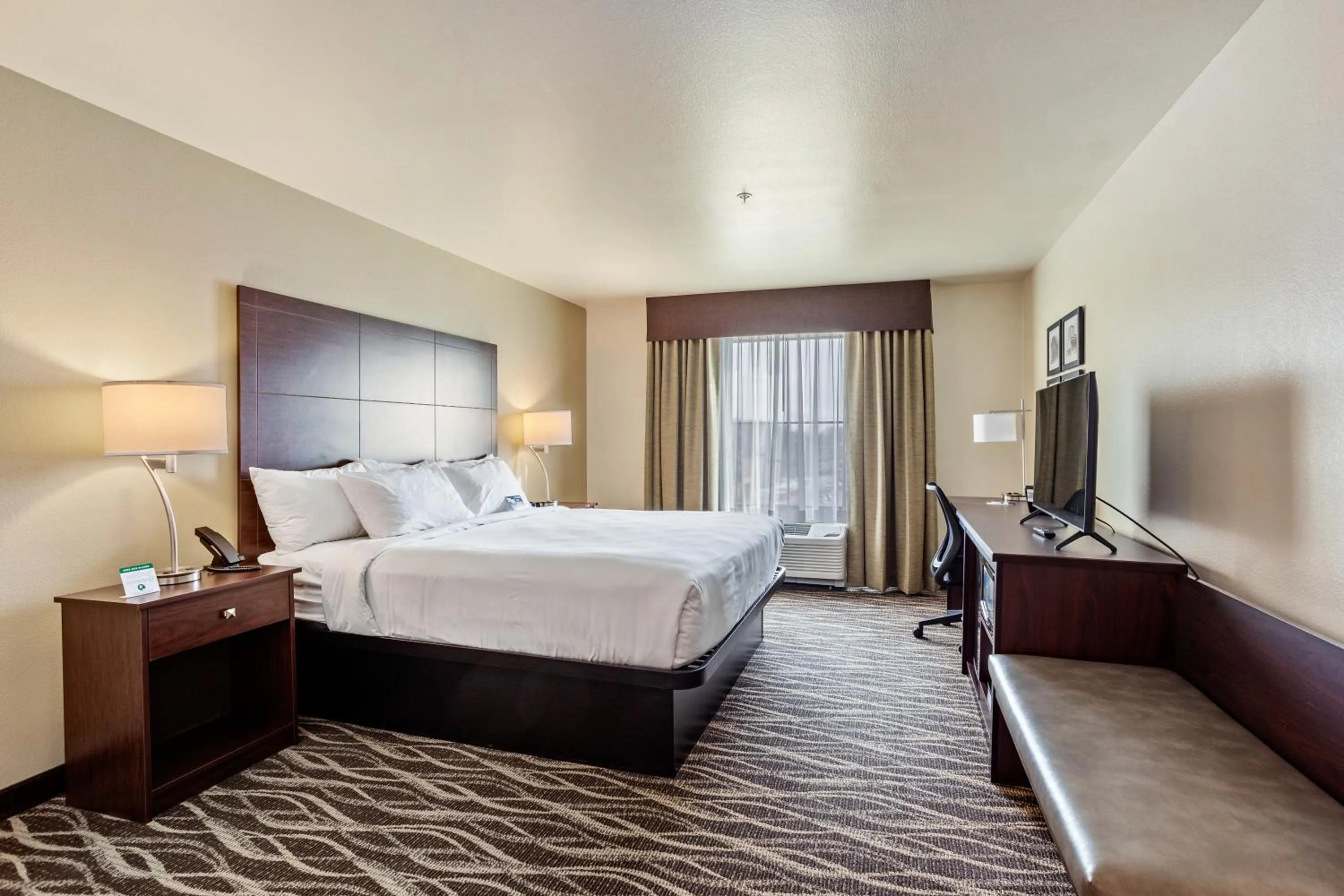 King Room in Cobblestone Hotel & Suites - Little Chute