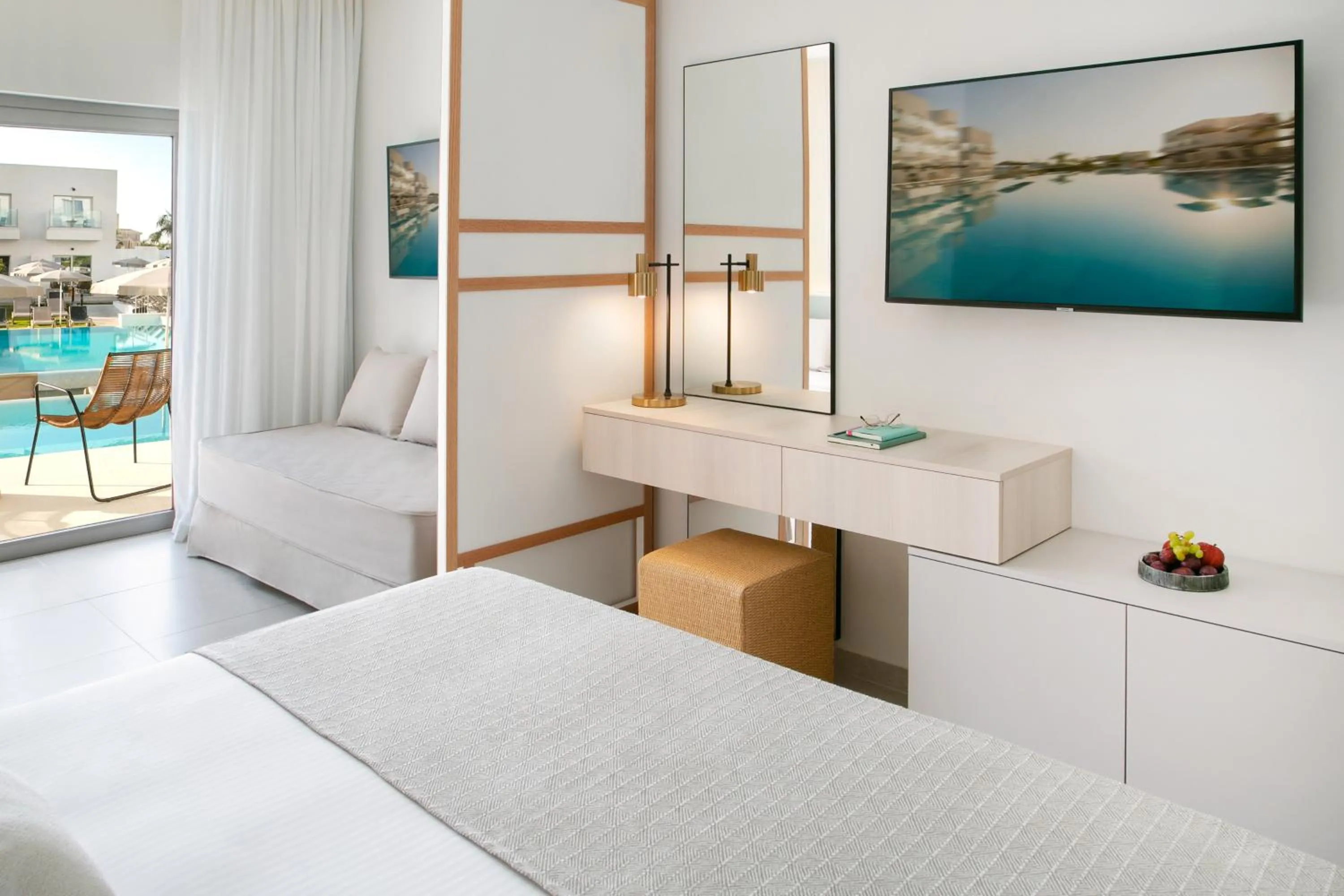 Family Room Swim Up with Sliding Door in Atlantica Aqua Blue