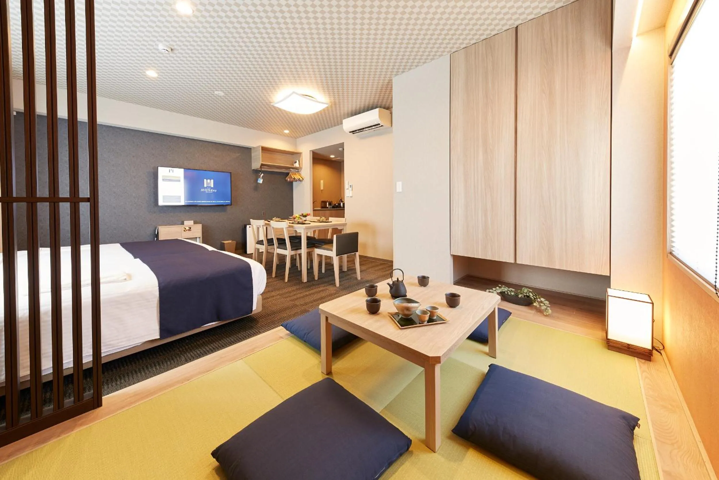 Deluxe Japanese Room with Washing Machine in MONday Apart Premium UENO OKACHIMACHI