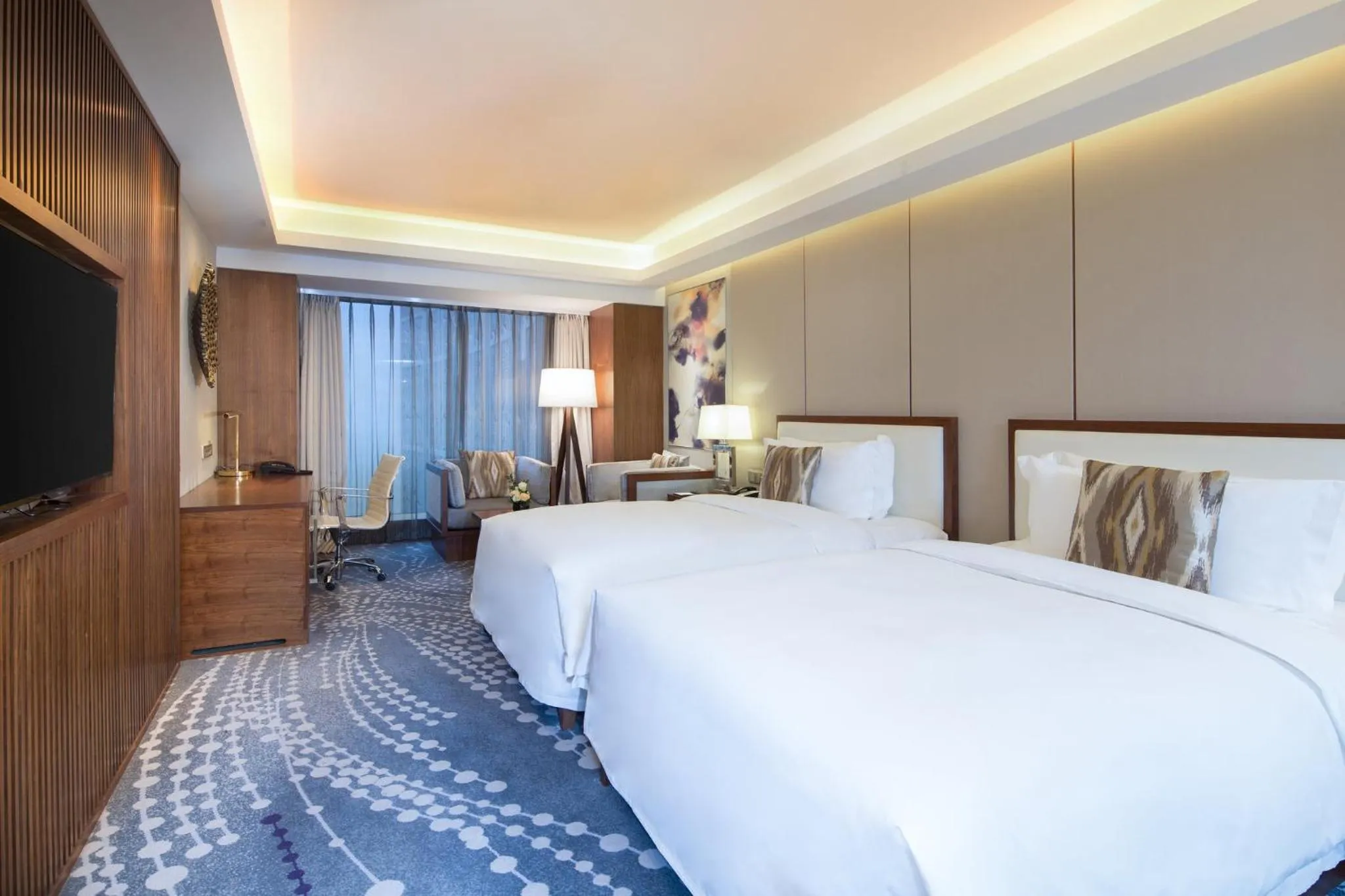 Classic Twin Room with Lounge Access in Intercontinental Jinan City Center by IHG
