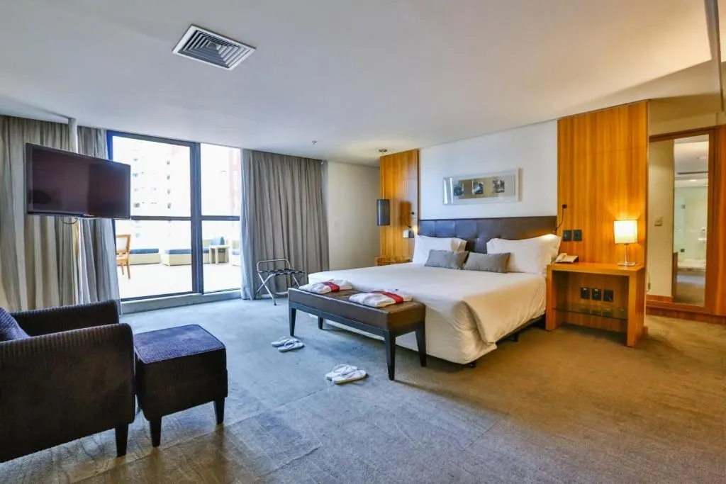 Deluxe Suite with Spa Bath in Oft Alfre hotels - Goiânia