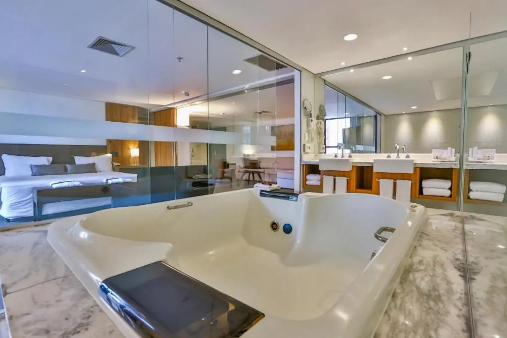 Deluxe Suite with Spa Bath in Oft Alfre hotels - Goiânia