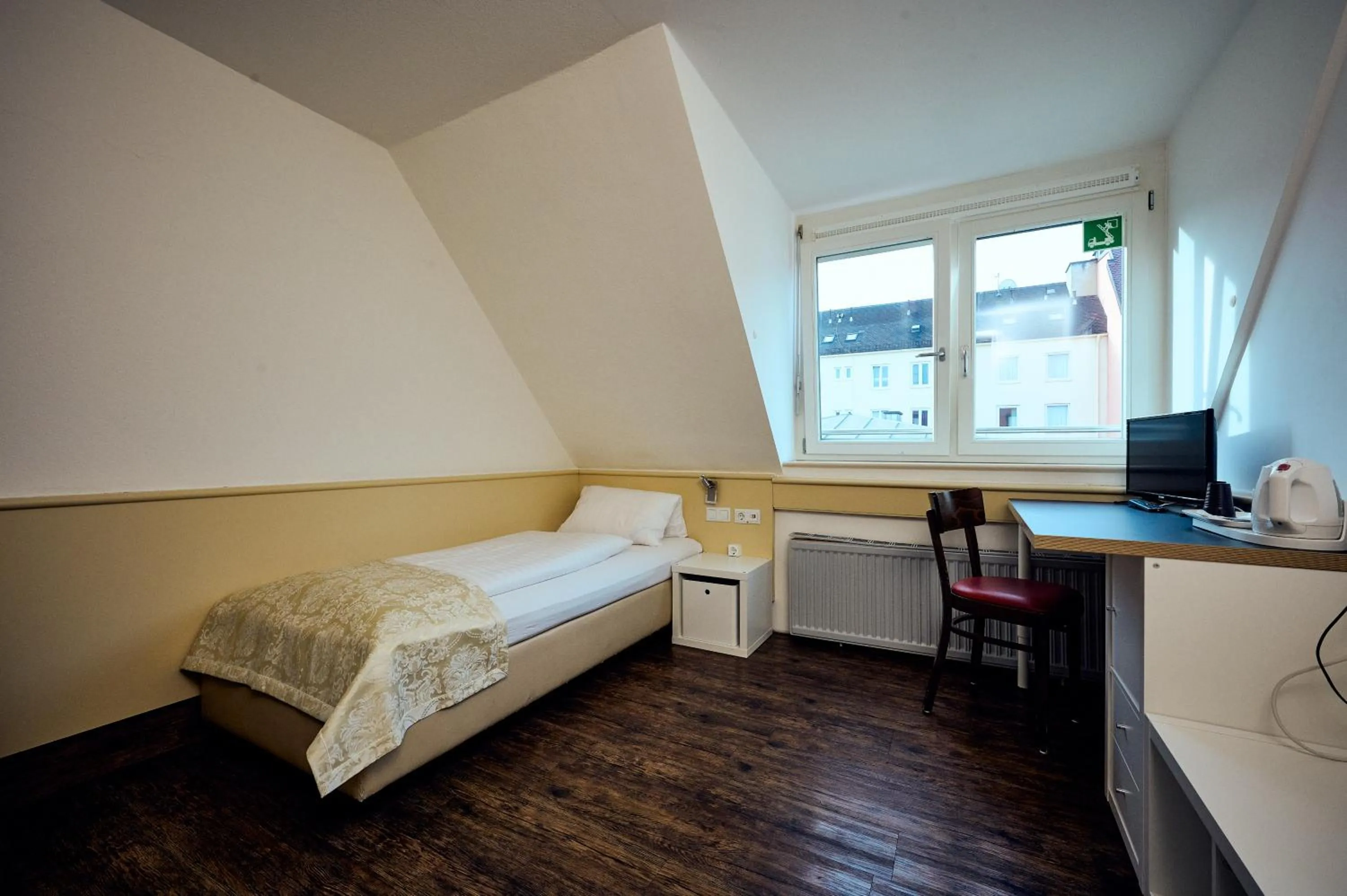 Single Room in THE 4YOU Hostel & Hotel Munich