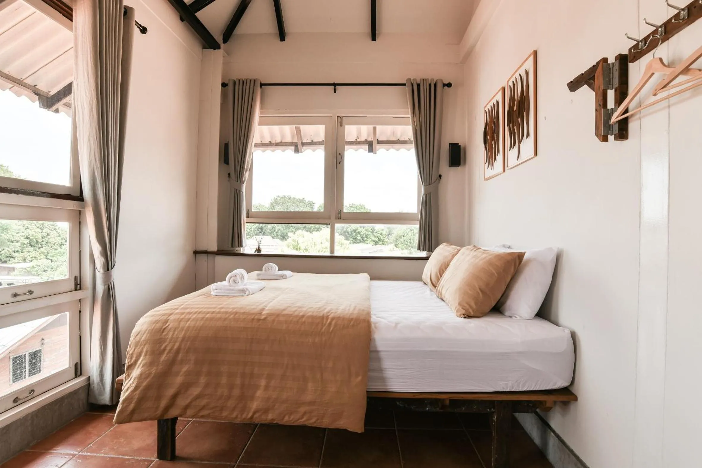 Standard Double Room in Velawarin Hotel